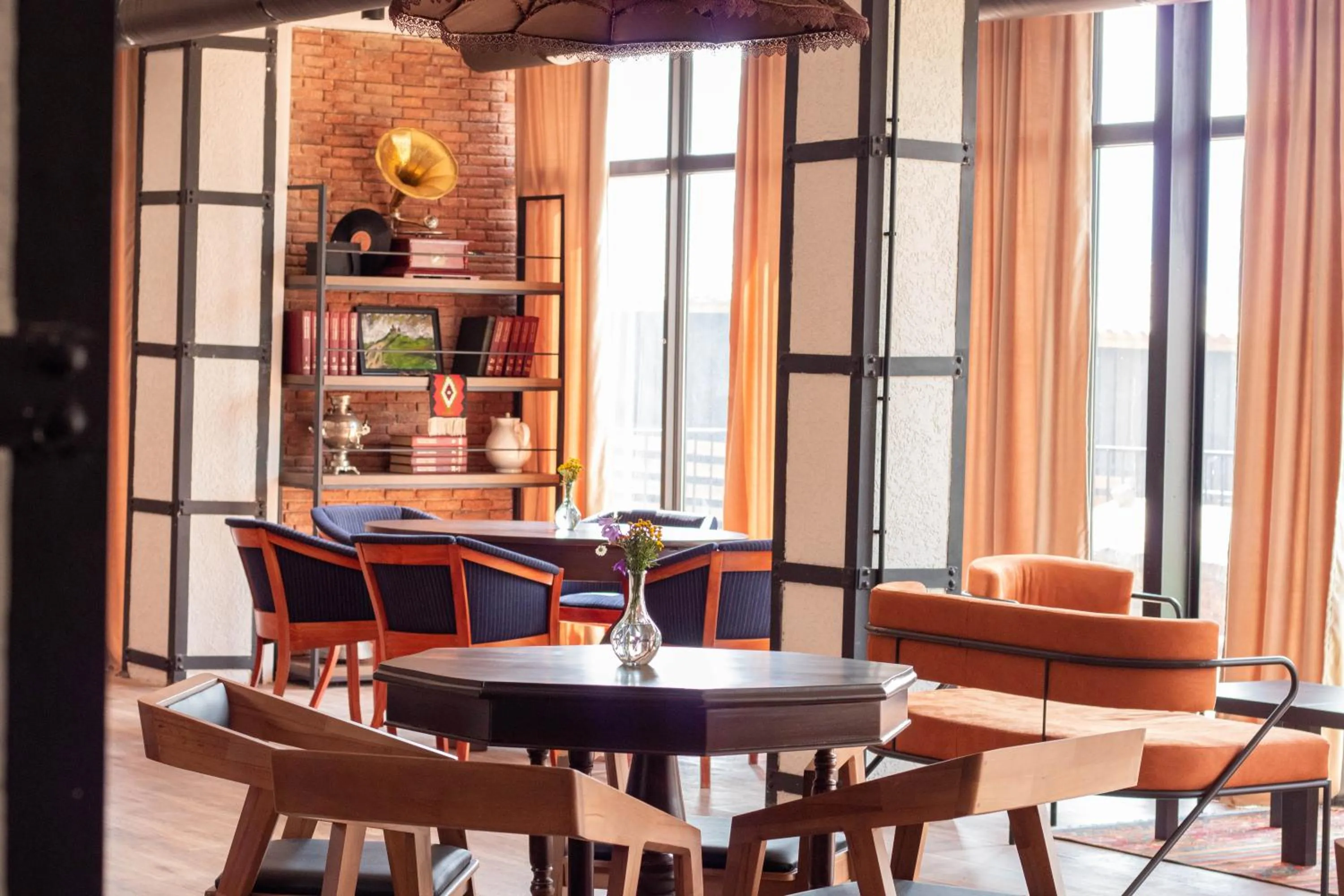 Restaurant/places to eat in Melodia KAZBEGI