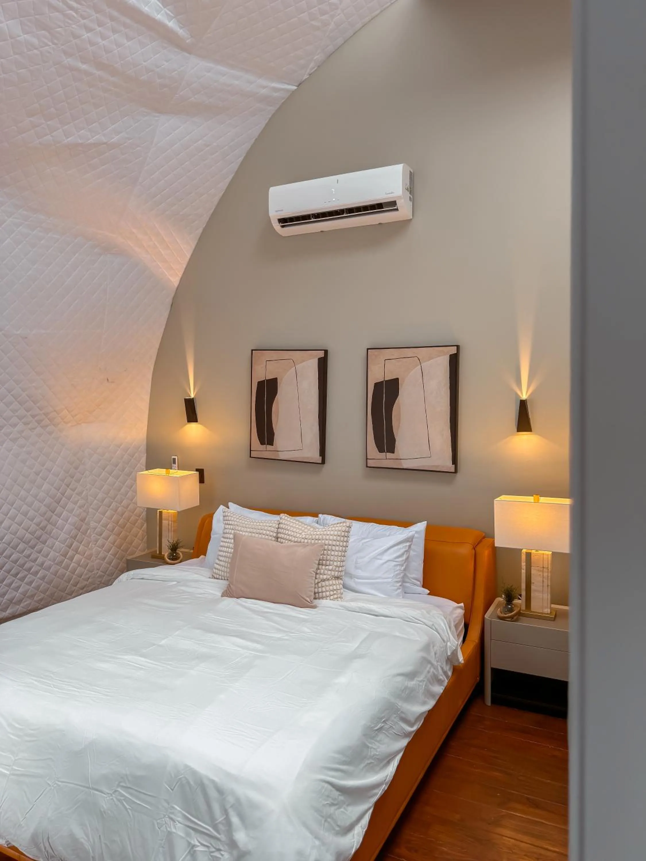 Bed in The Domes Jarabacoa