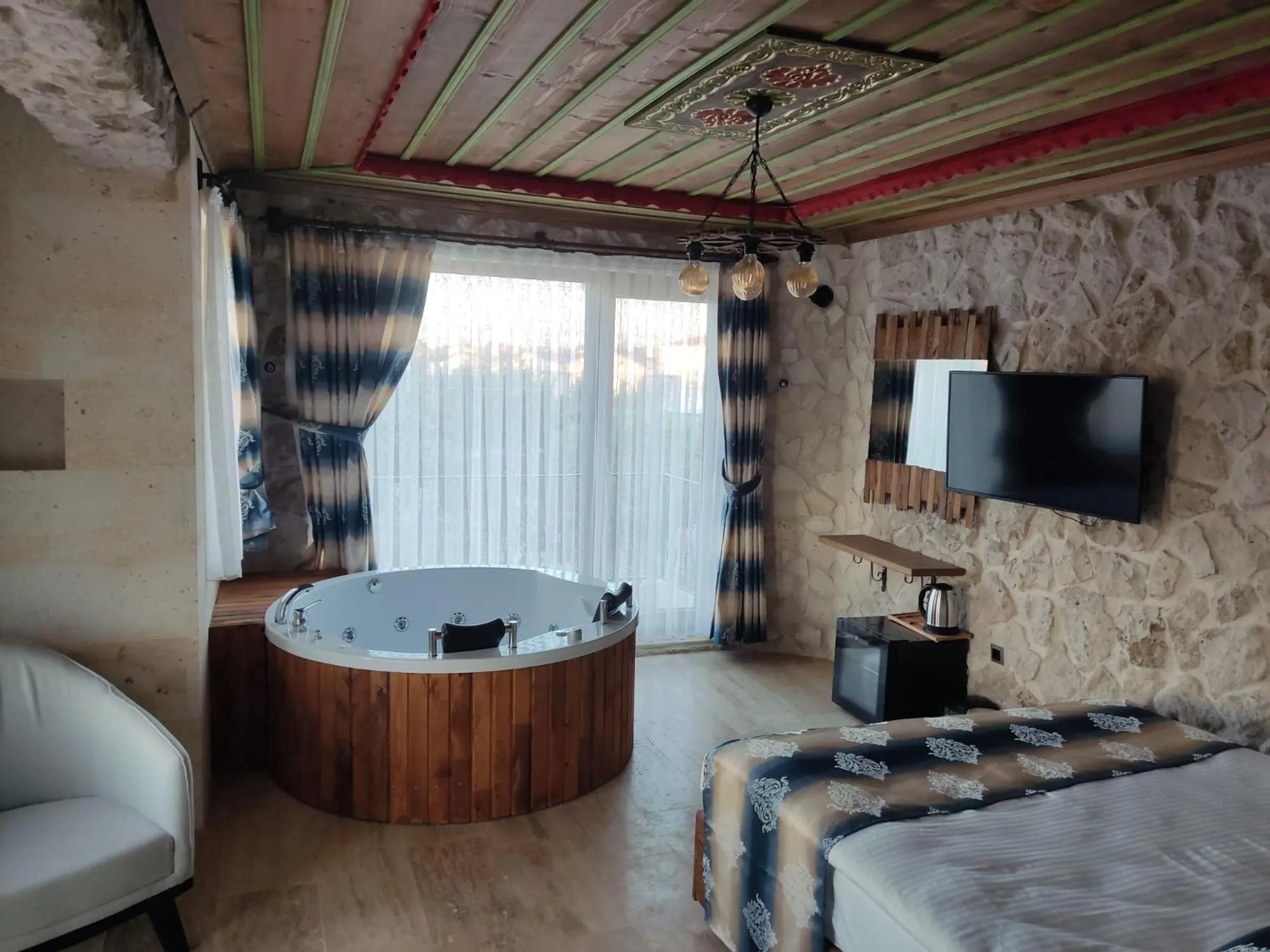 Bed in Fiesta Stone House