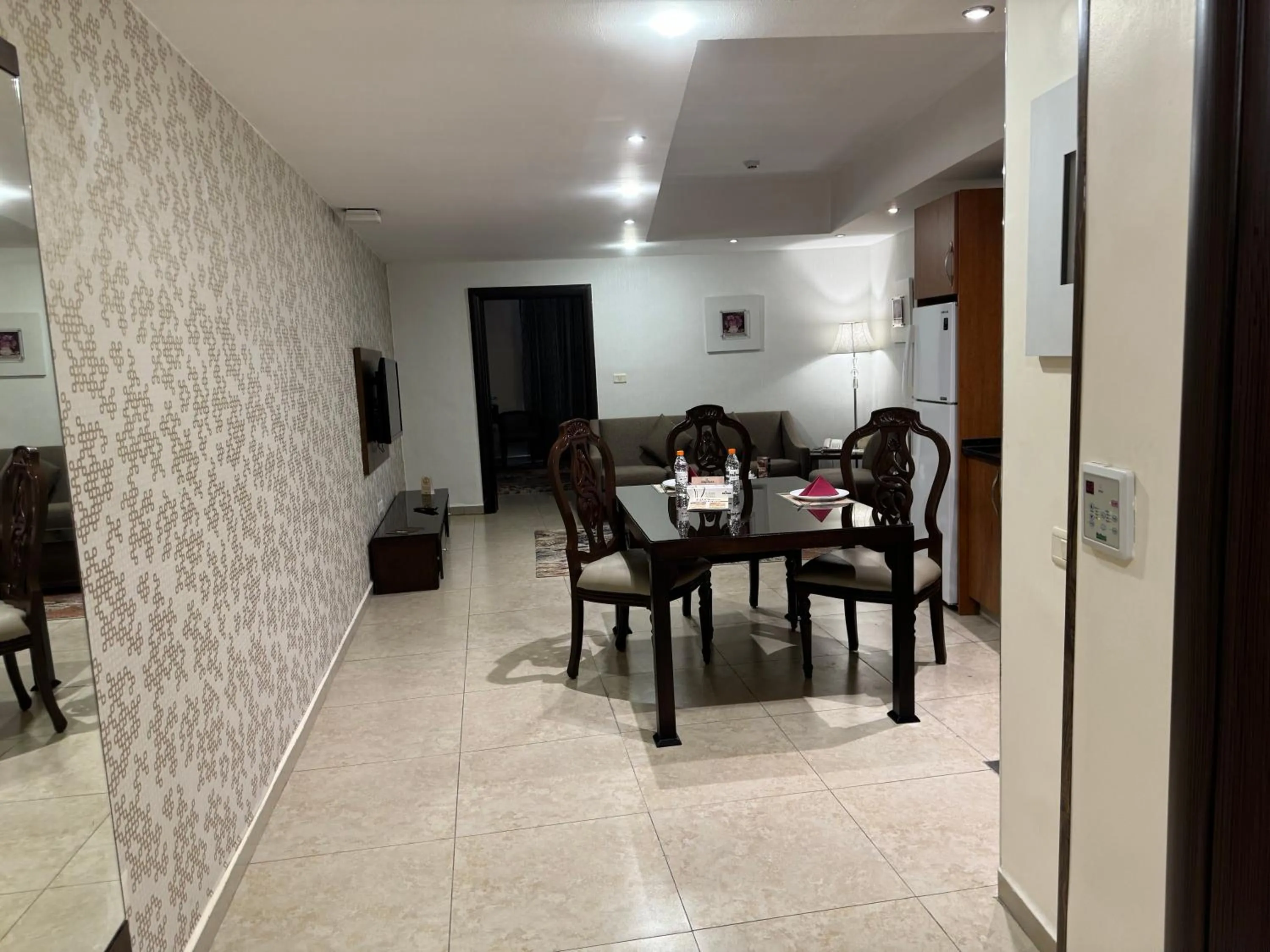 City Rose Hotel Suites