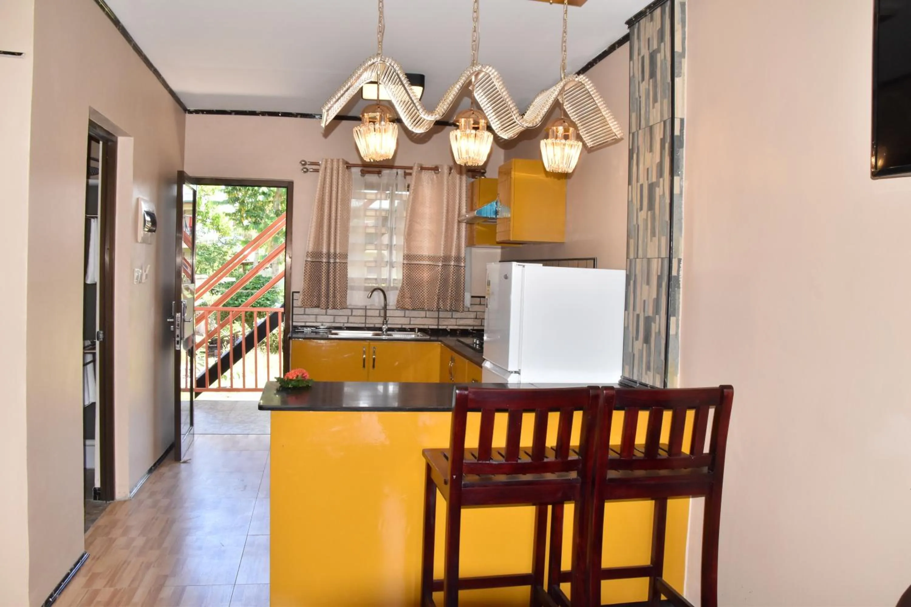 Al - Minhaj Service Apartments