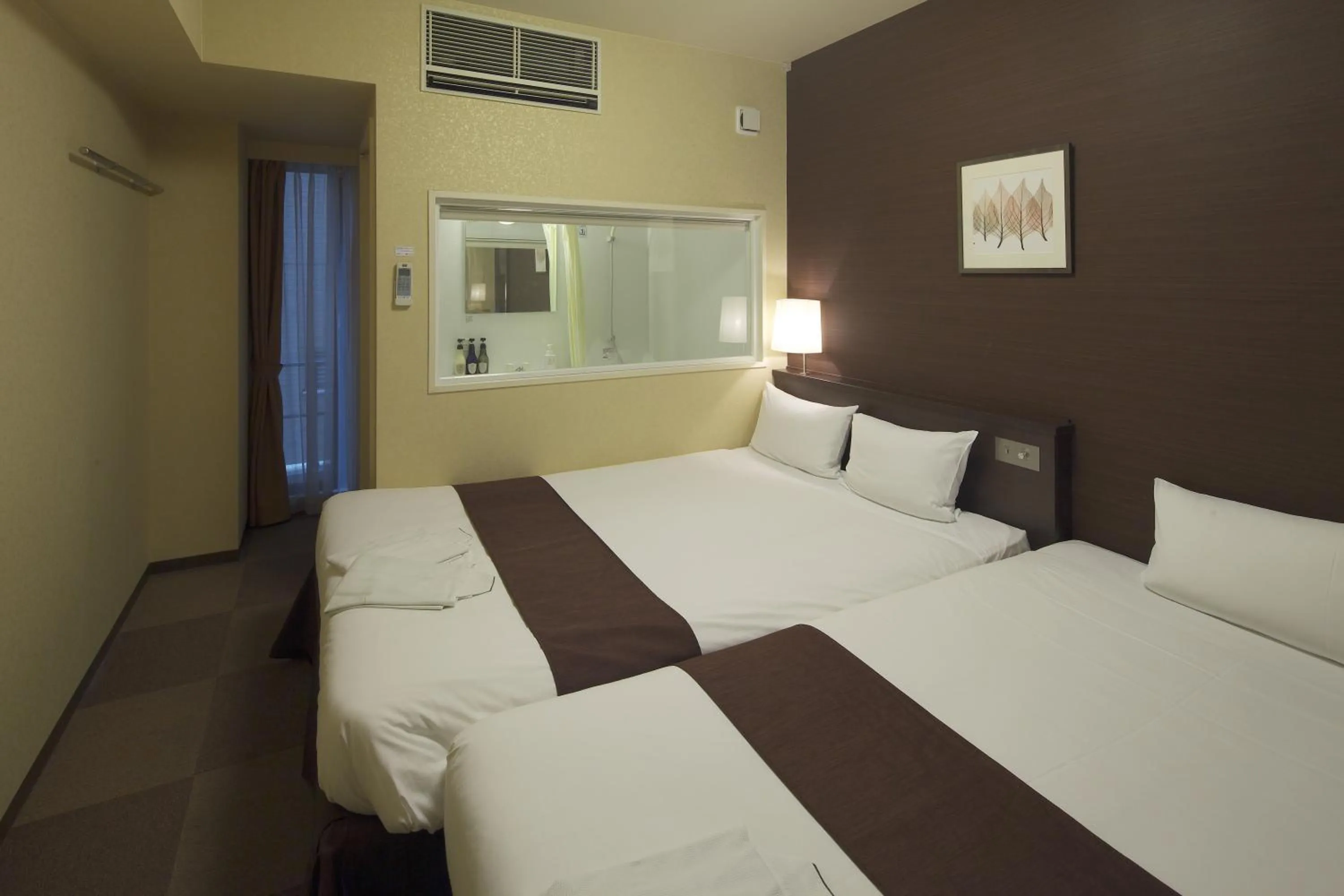 Photo of the whole room, Bed in Shizutetsu Hotel Prezio Shizuoka-Ekikita