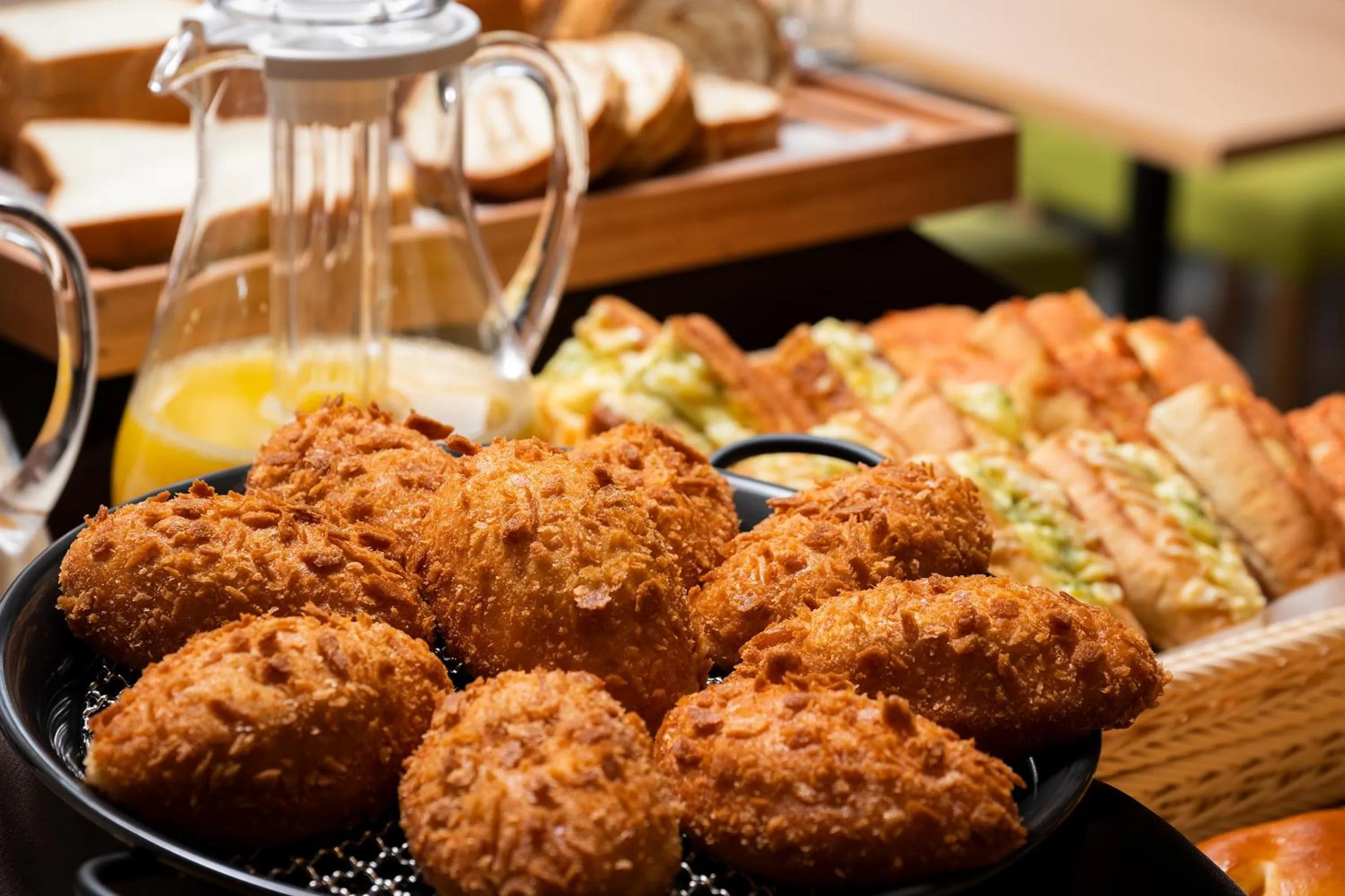 Breakfast in Shizutetsu Hotel Prezio Shizuoka-Ekikita