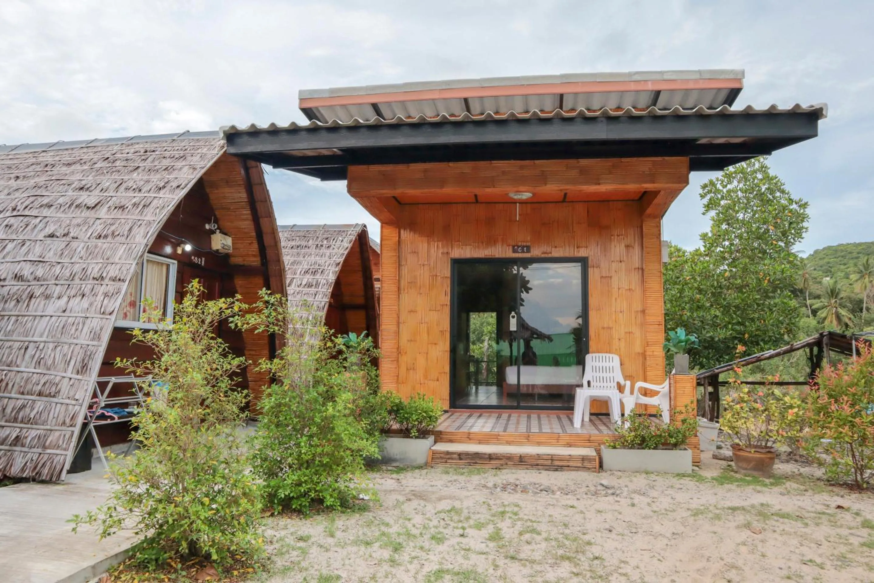 Facade/entrance in Lanta Wild Beach Resort