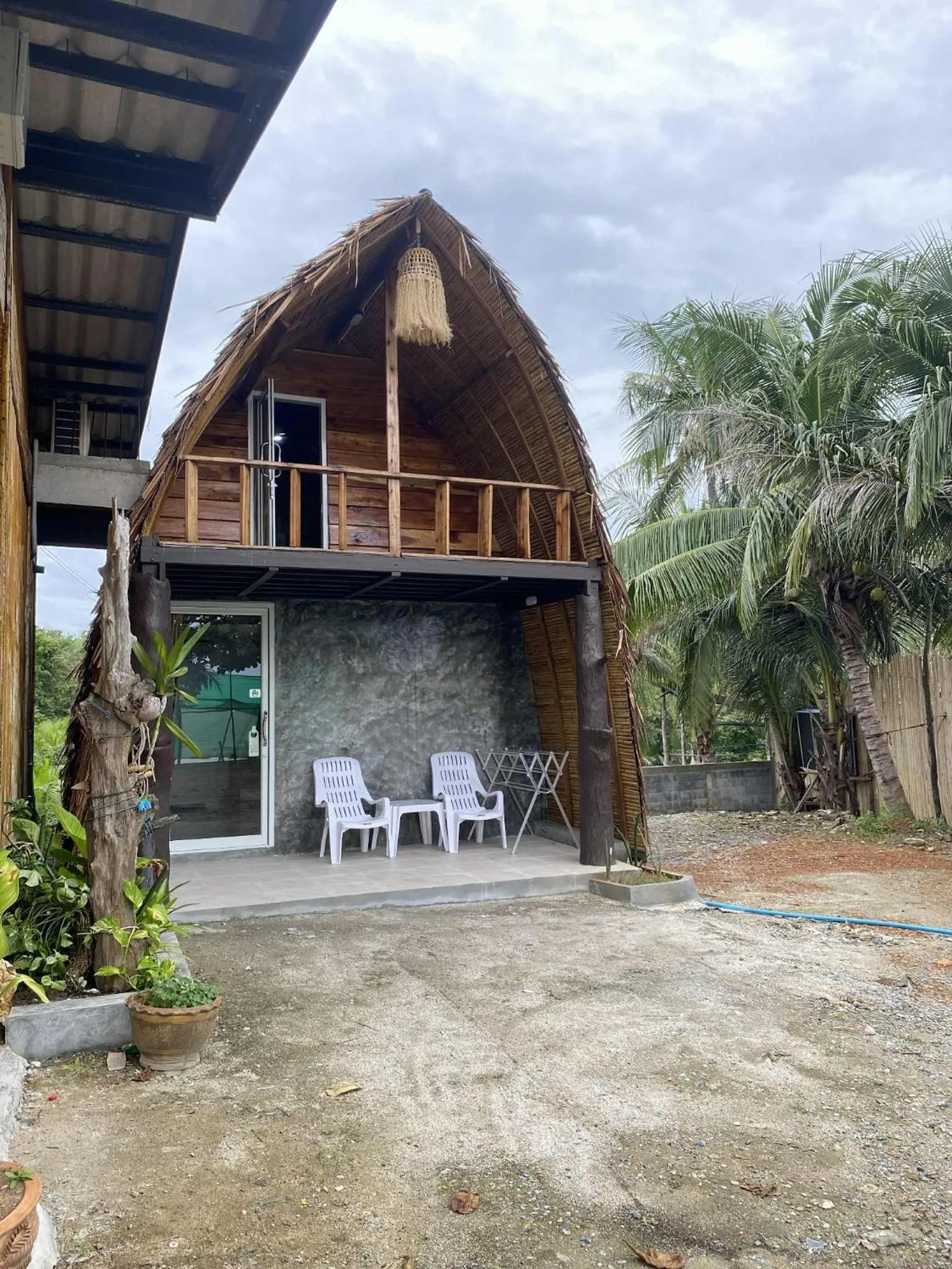 Property building in Lanta Wild Beach Resort