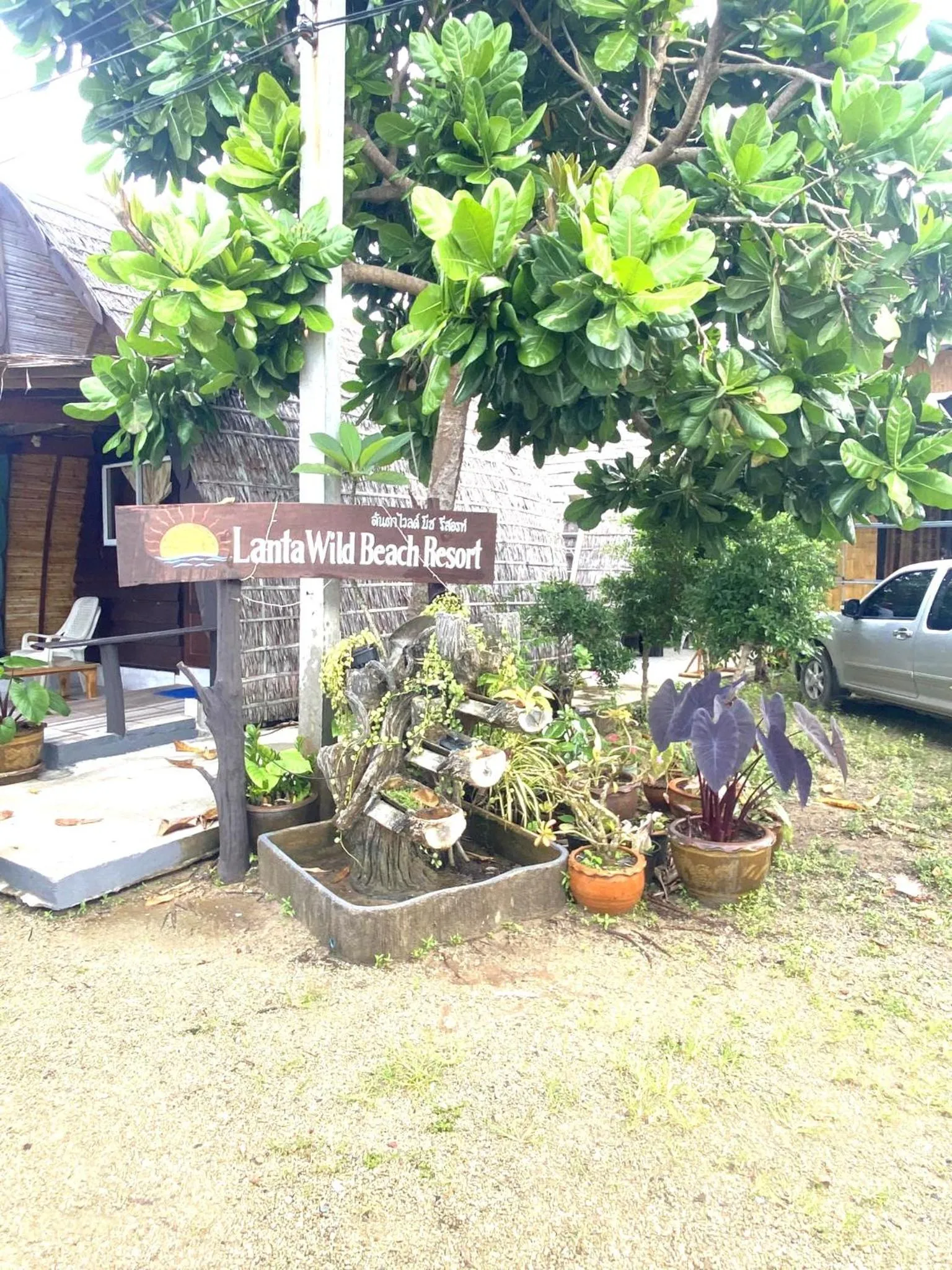 Parking in Lanta Wild Beach Resort