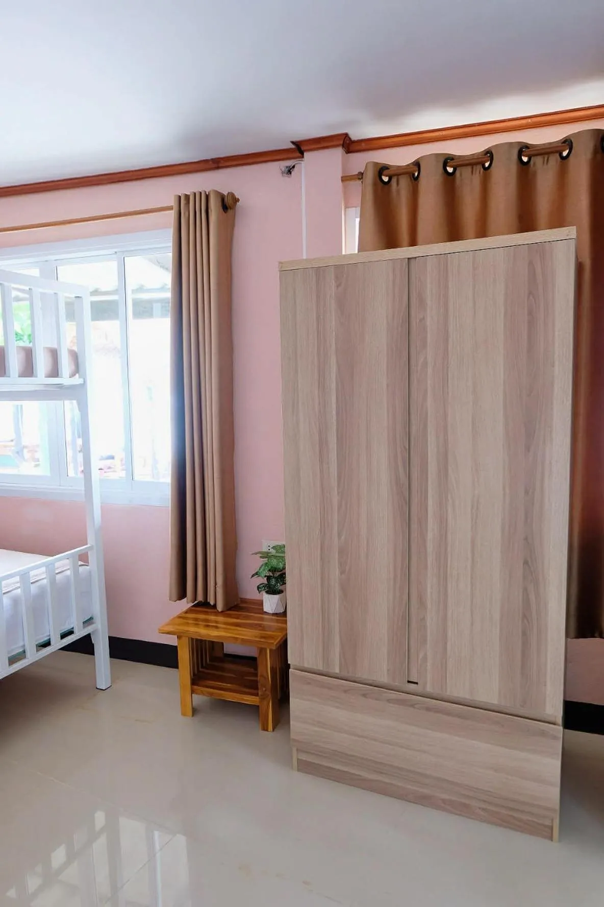 Property building in Lanta Wild Beach Resort