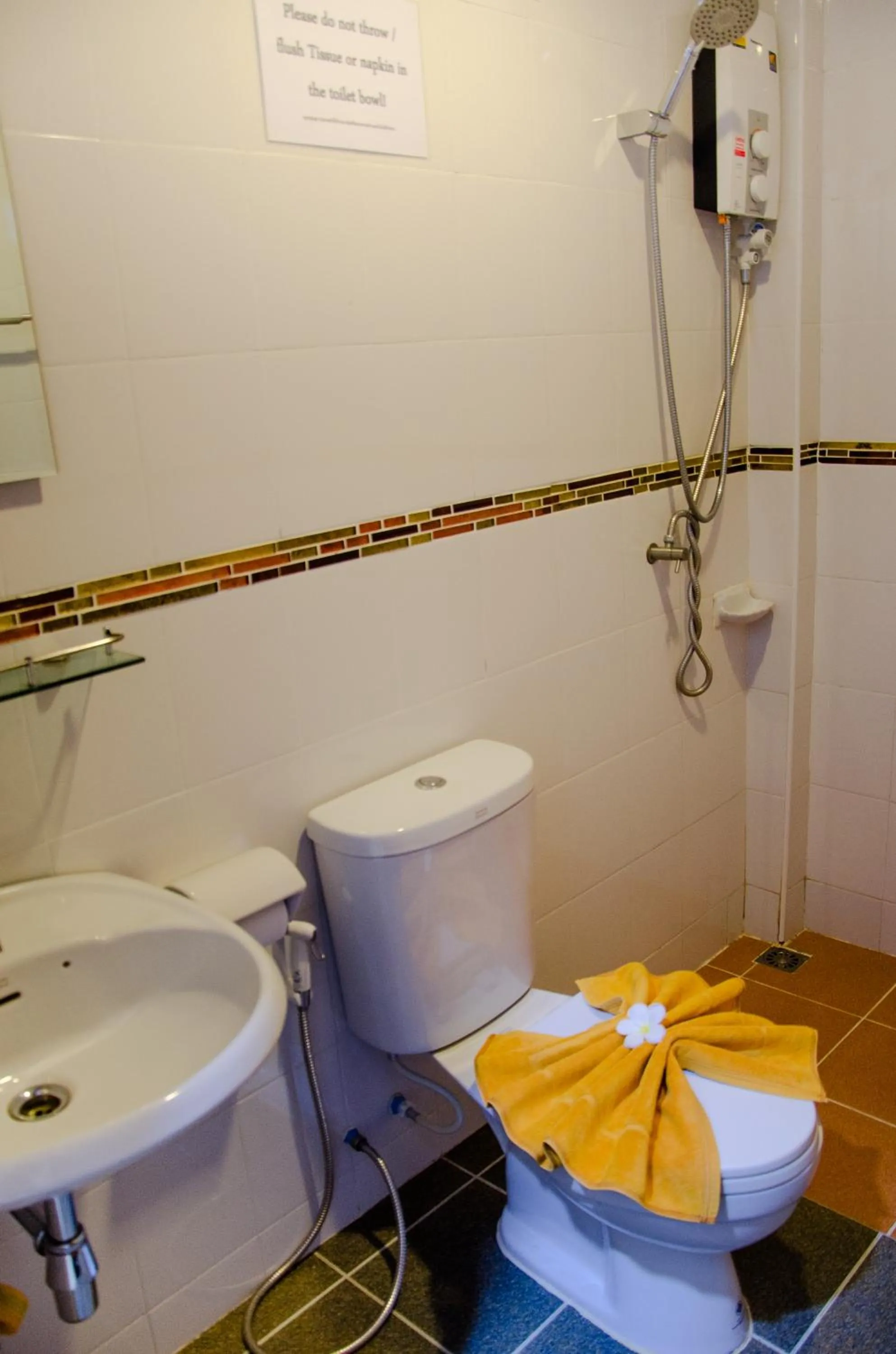Bathroom in Lanta Wild Beach Resort