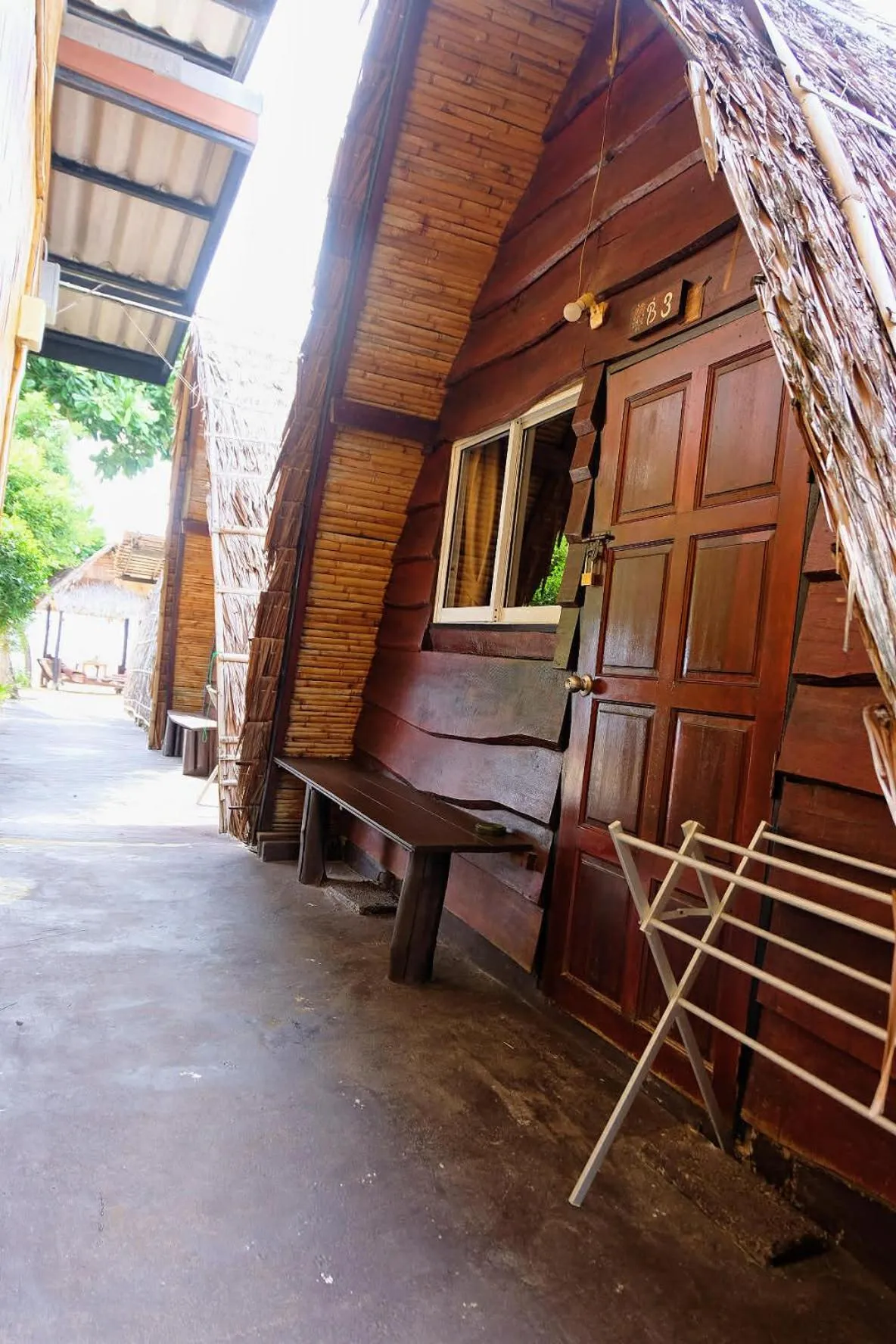 Property building in Lanta Wild Beach Resort