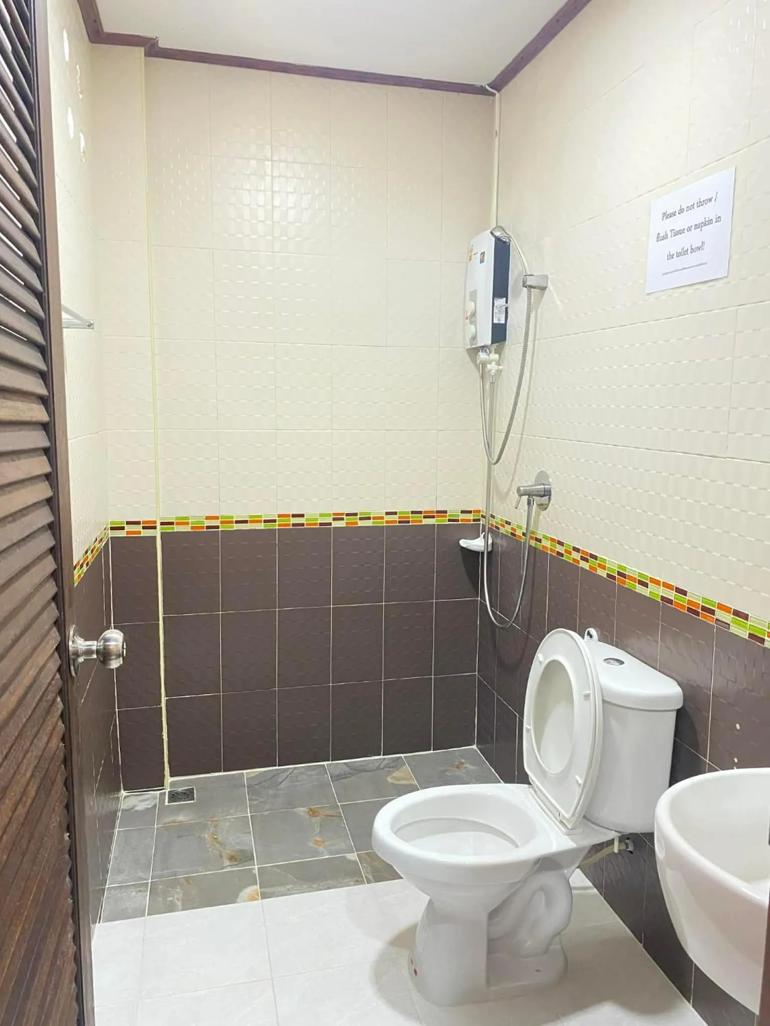 Bathroom in Lanta Wild Beach Resort