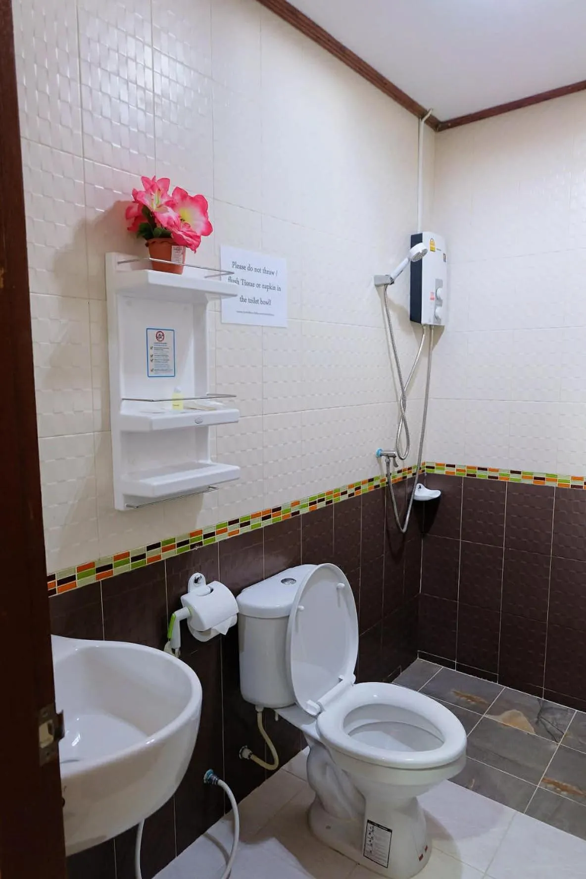 Bathroom in Lanta Wild Beach Resort