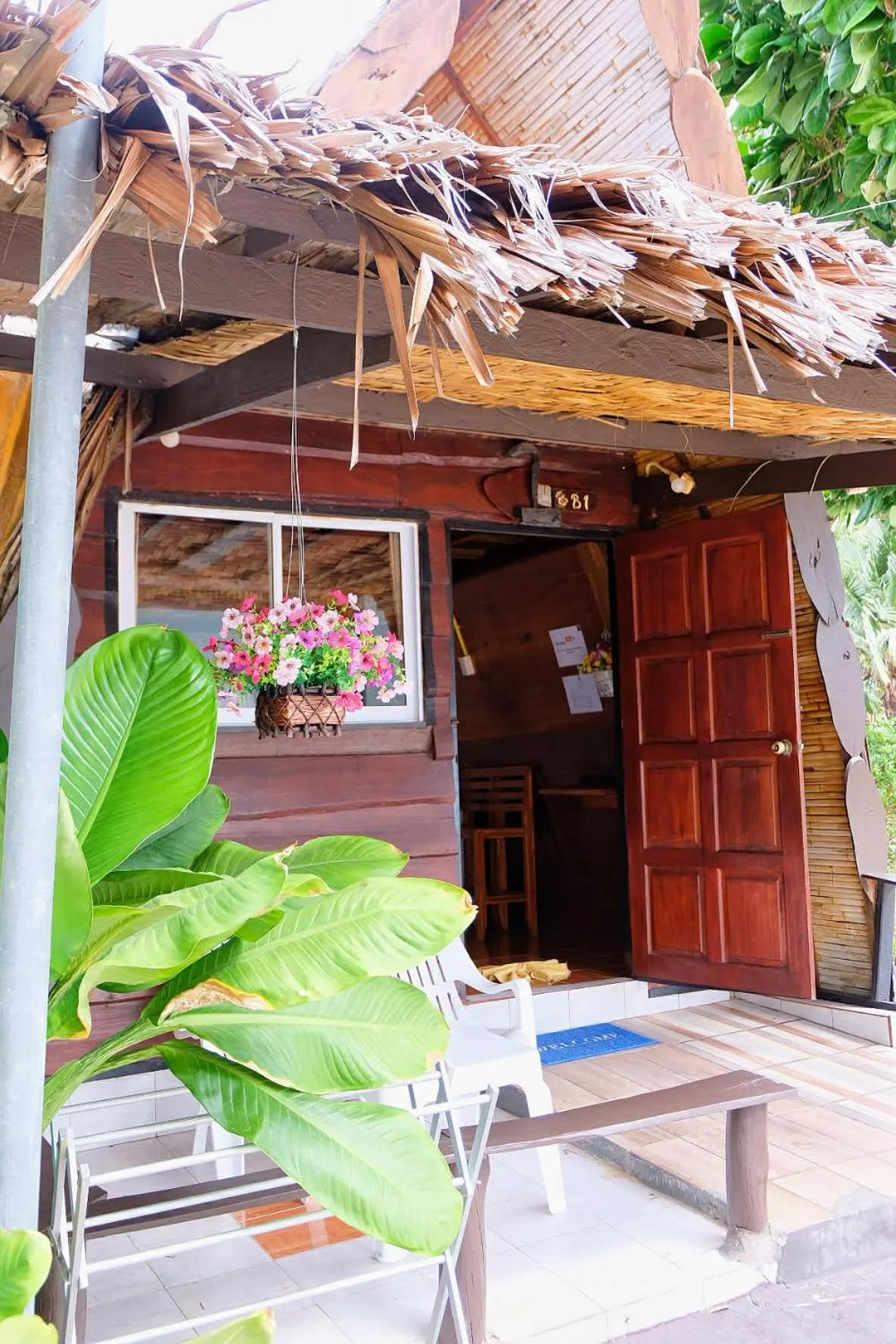 Inner courtyard view in Lanta Wild Beach Resort