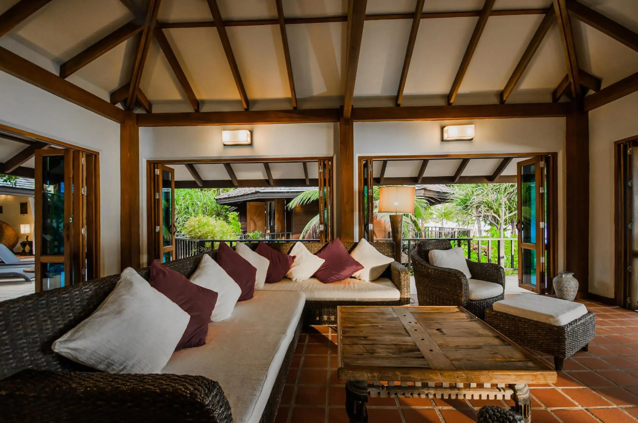 Living room in Koh Jum Beach Villas "A member of Secret Retreats"