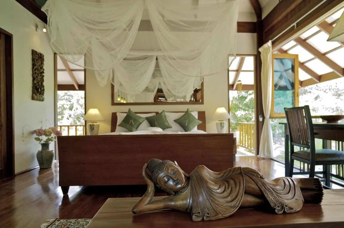 Bed in Koh Jum Beach Villas "A member of Secret Retreats"