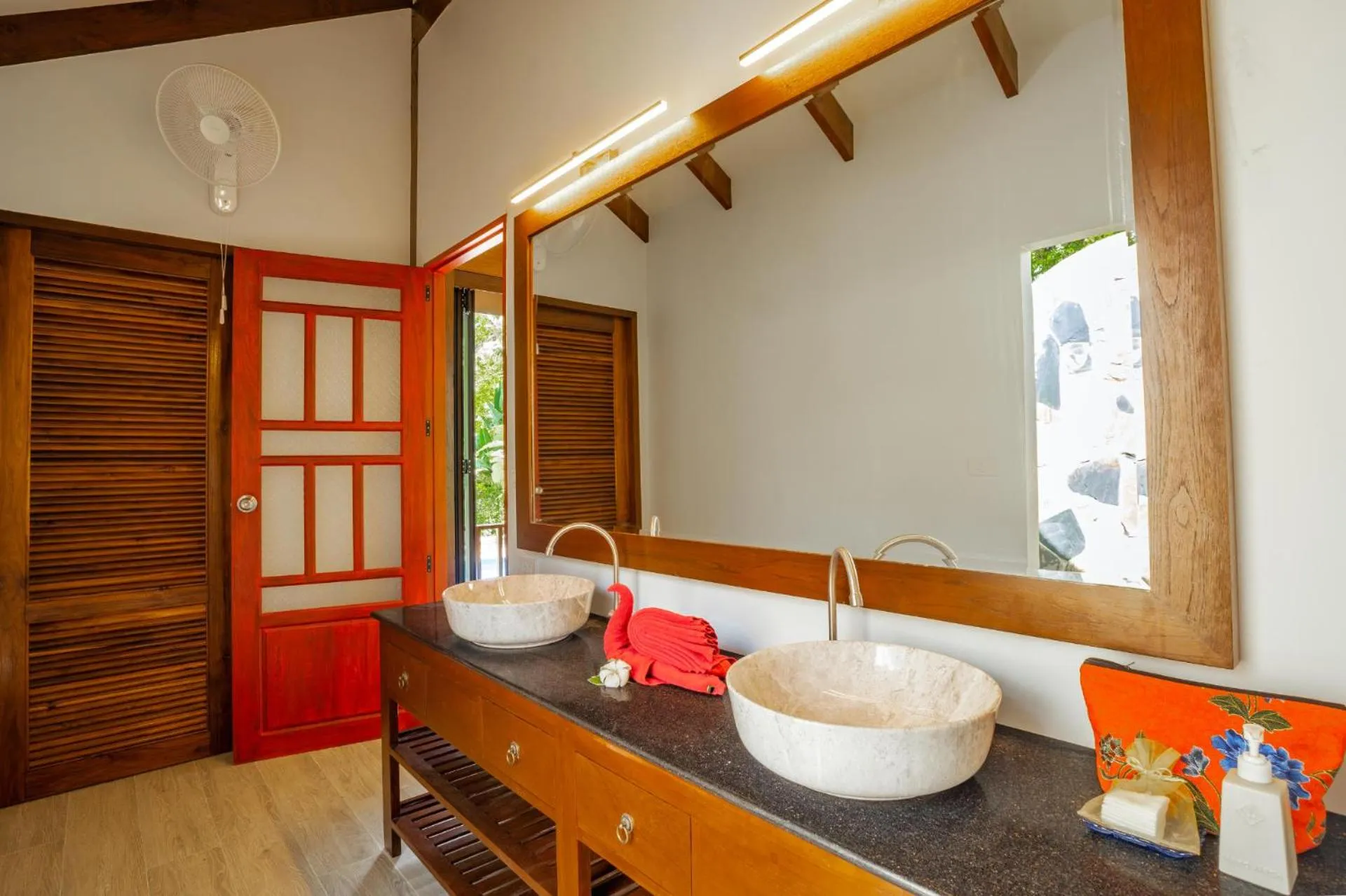 Koh Jum Beach Villas "A member of Secret Retreats"