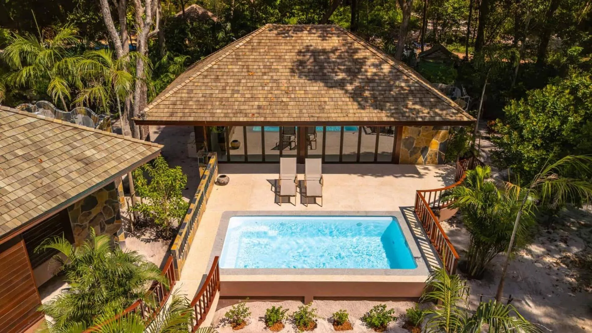 Koh Jum Beach Villas "A member of Secret Retreats"