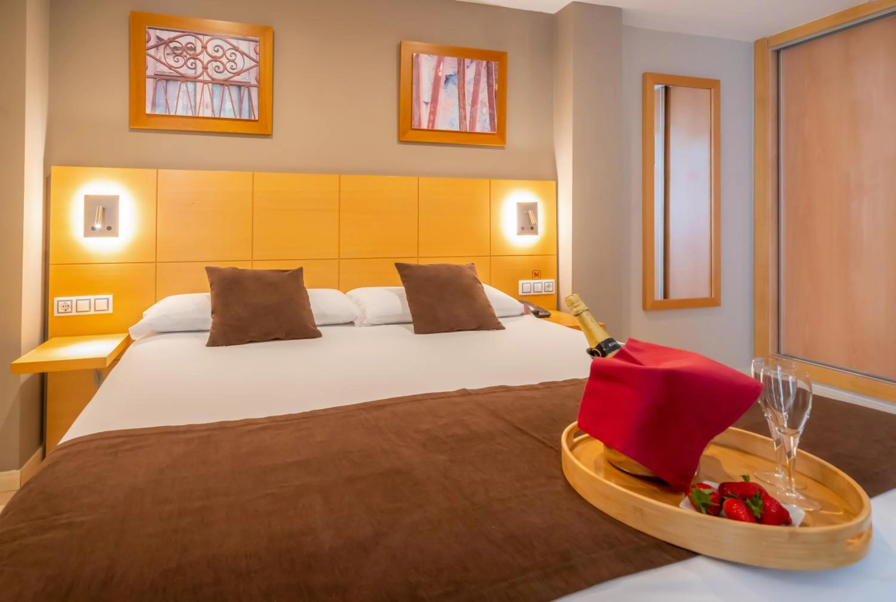 Bed in La City Estación