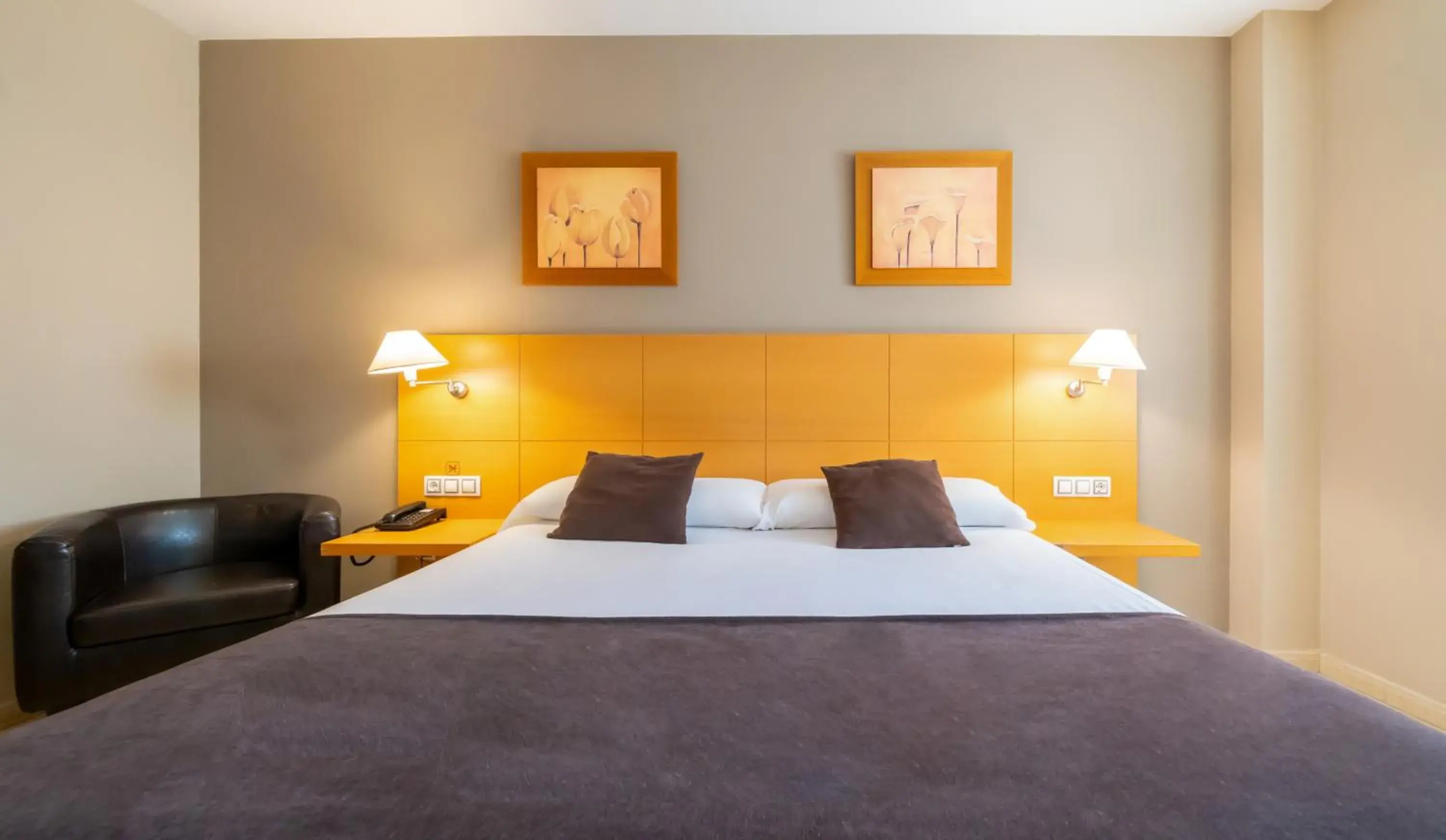 Photo of the whole room, Bed in La City Estación Photo of the whole room, Bed in La City Estación