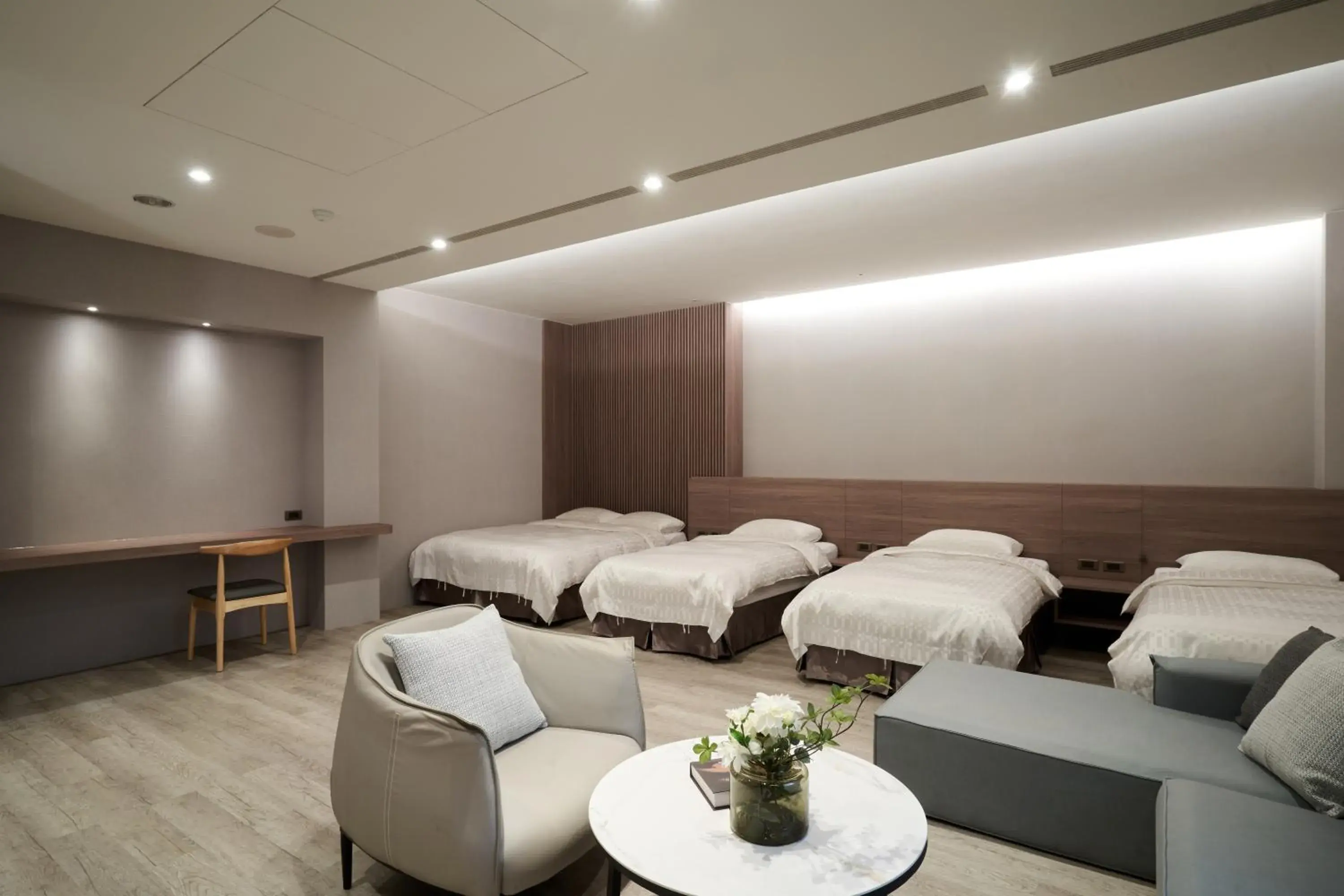 Superior Family Room in Yung An Business Hotel Superior Family Room in Yung An Business Hotel