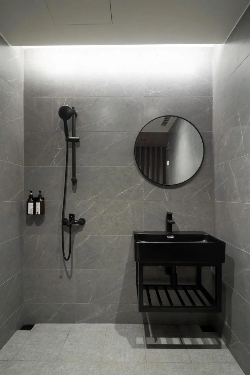 Bathroom in Yung An Business Hotel