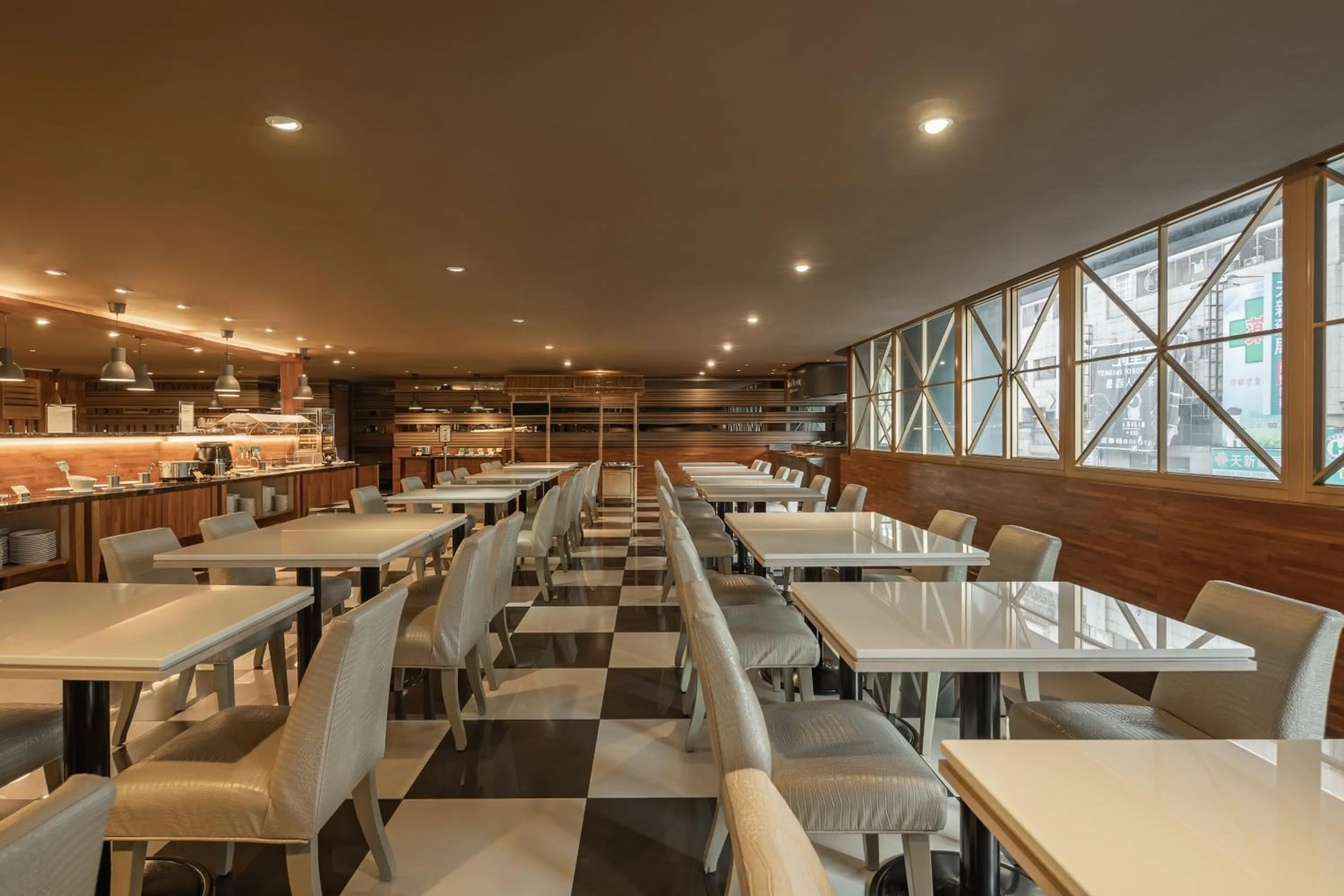 Restaurant/places to eat in Kindness Hotel - Sanduo Shopping District Branch