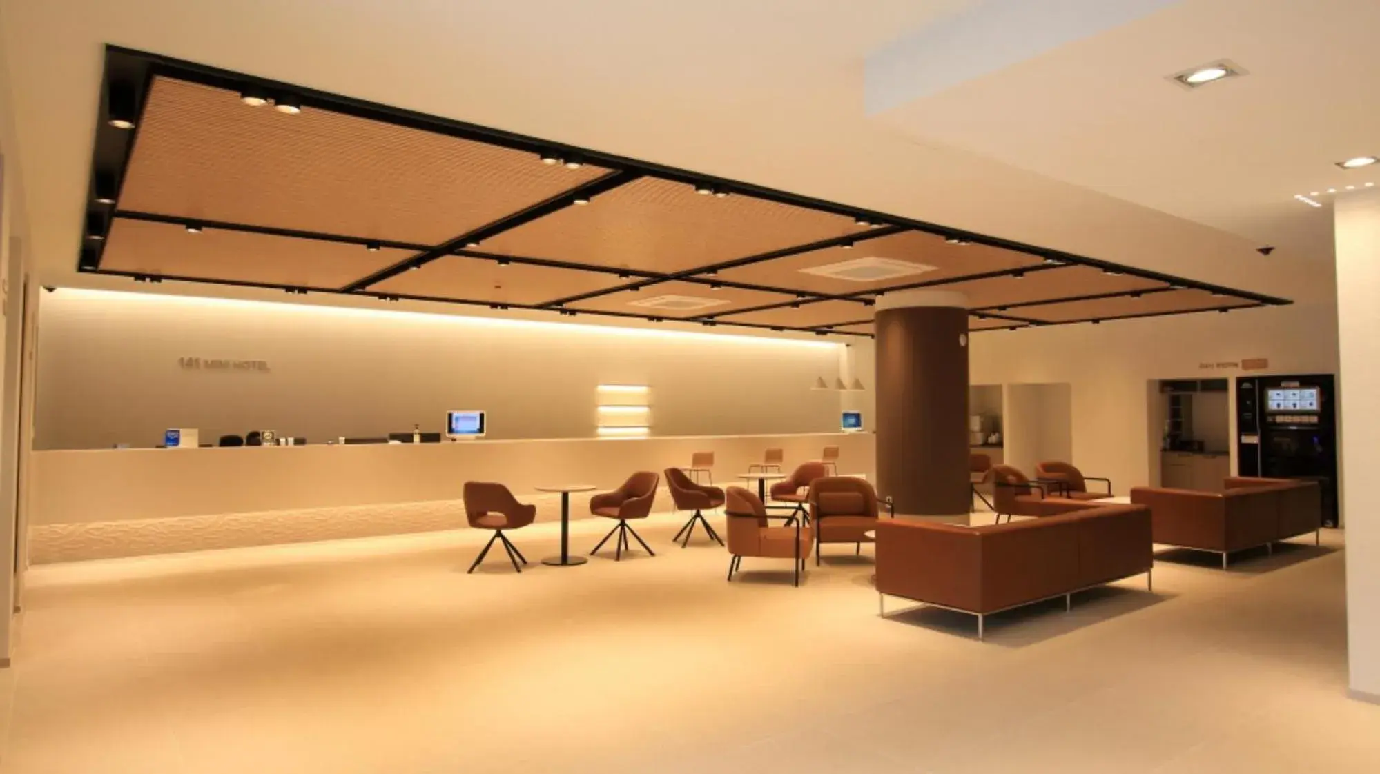 Property building in Mini Hotel 141 Property building in Mini Hotel 141