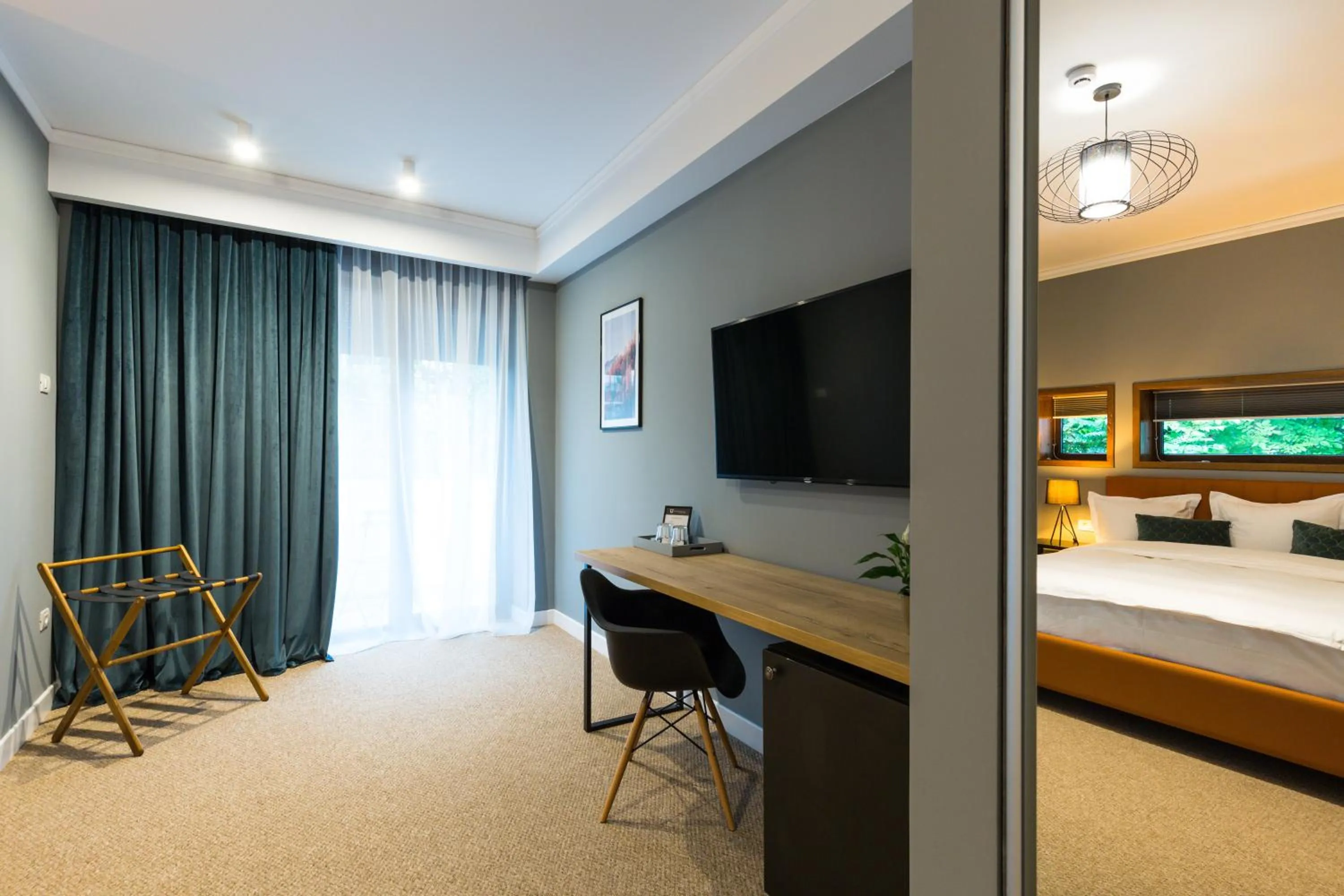 UpperHouse Suites & More