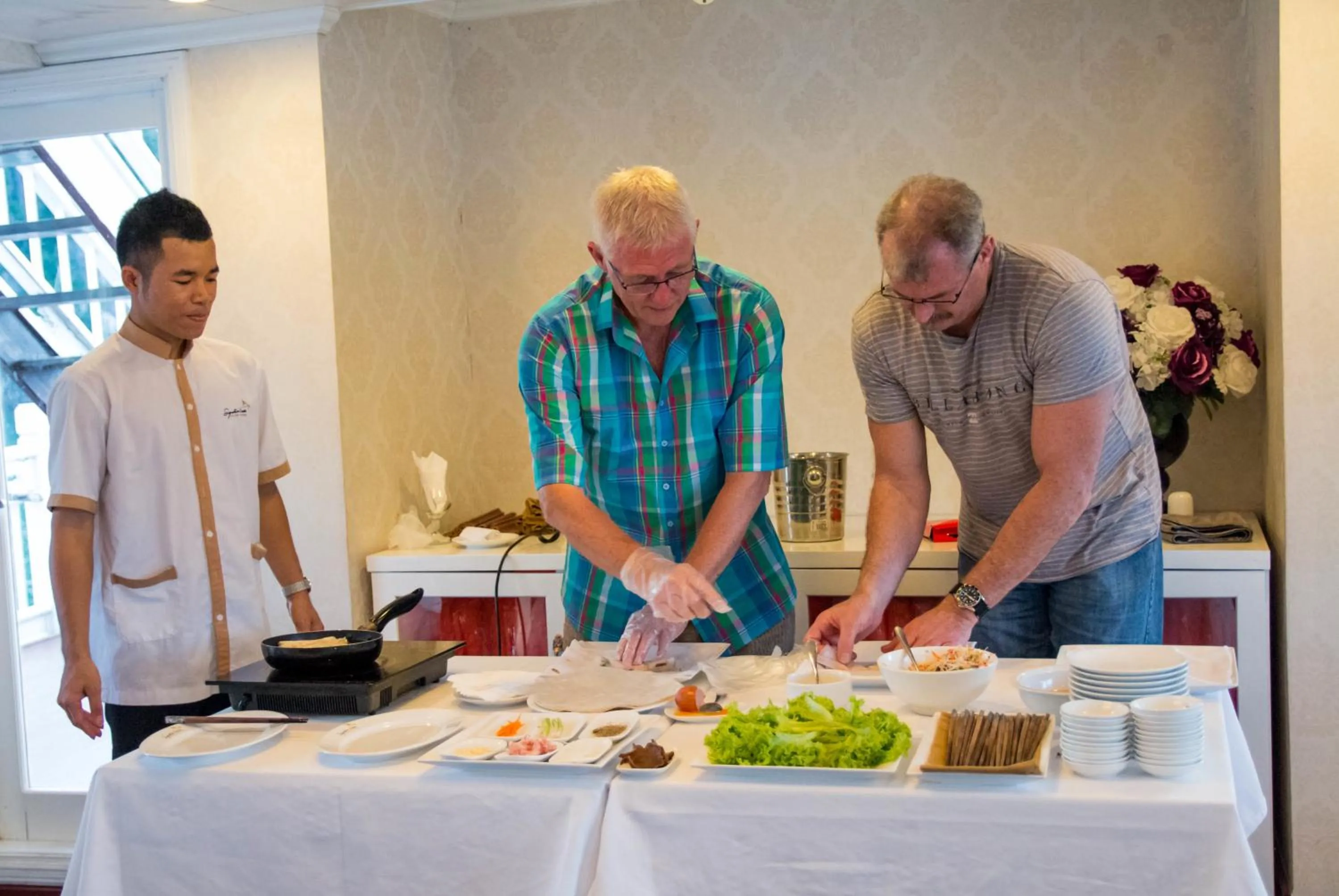 Night in Signature Royal Halong Cruise