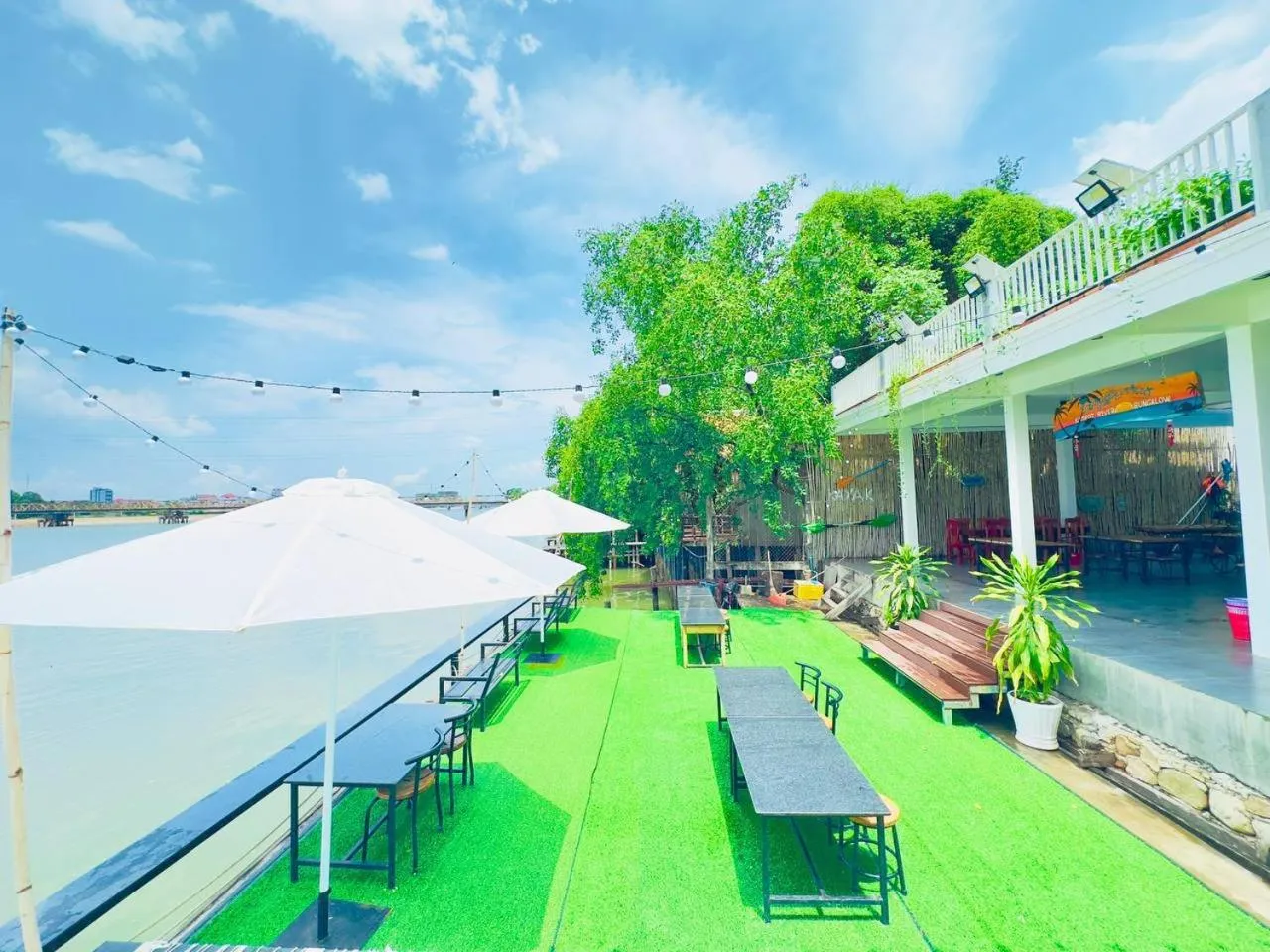 Kampot River Bungalow by MAMA