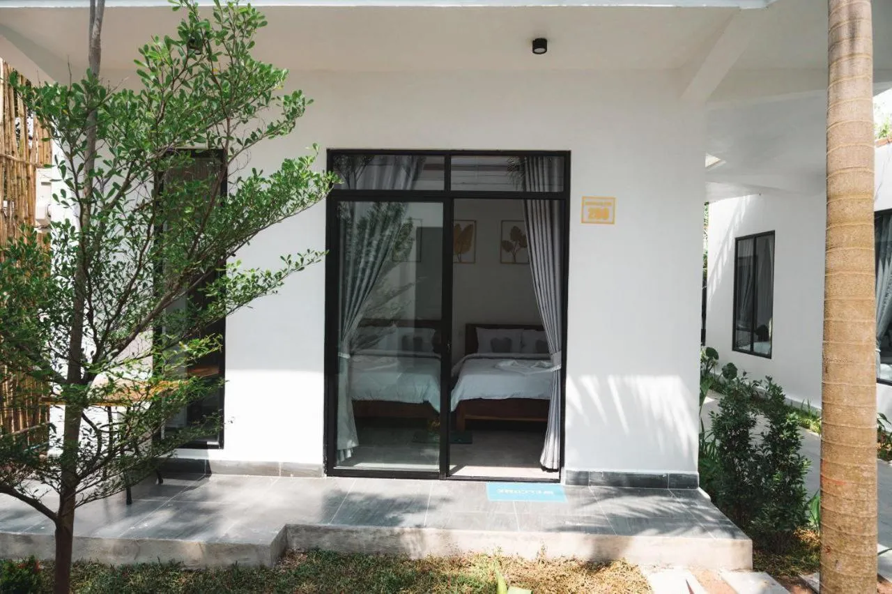 Property building in Kampot River Bungalow by MAMA