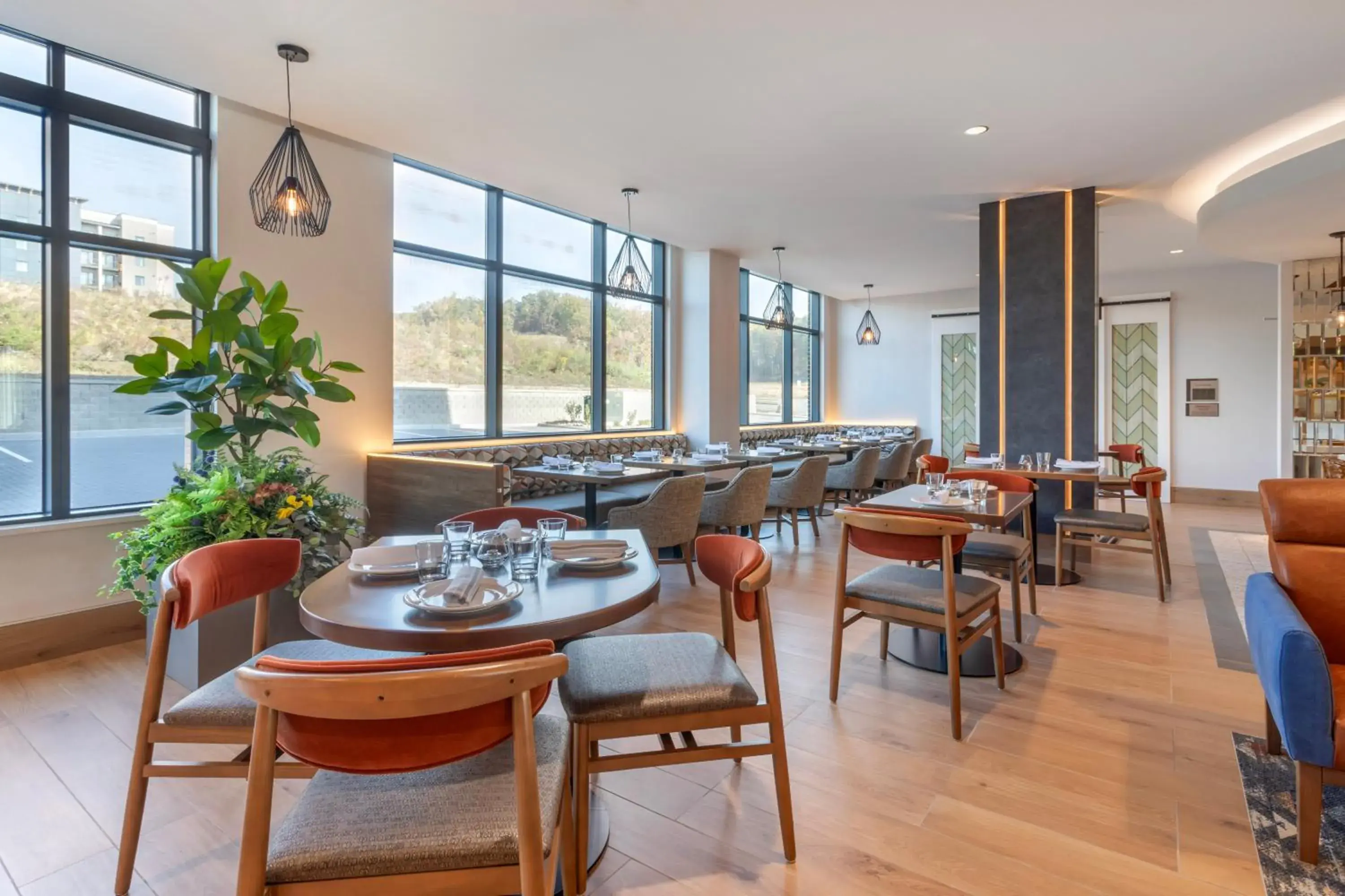 Breakfast in Cambria Hotel Pigeon Forge Breakfast in Cambria Hotel Pigeon Forge