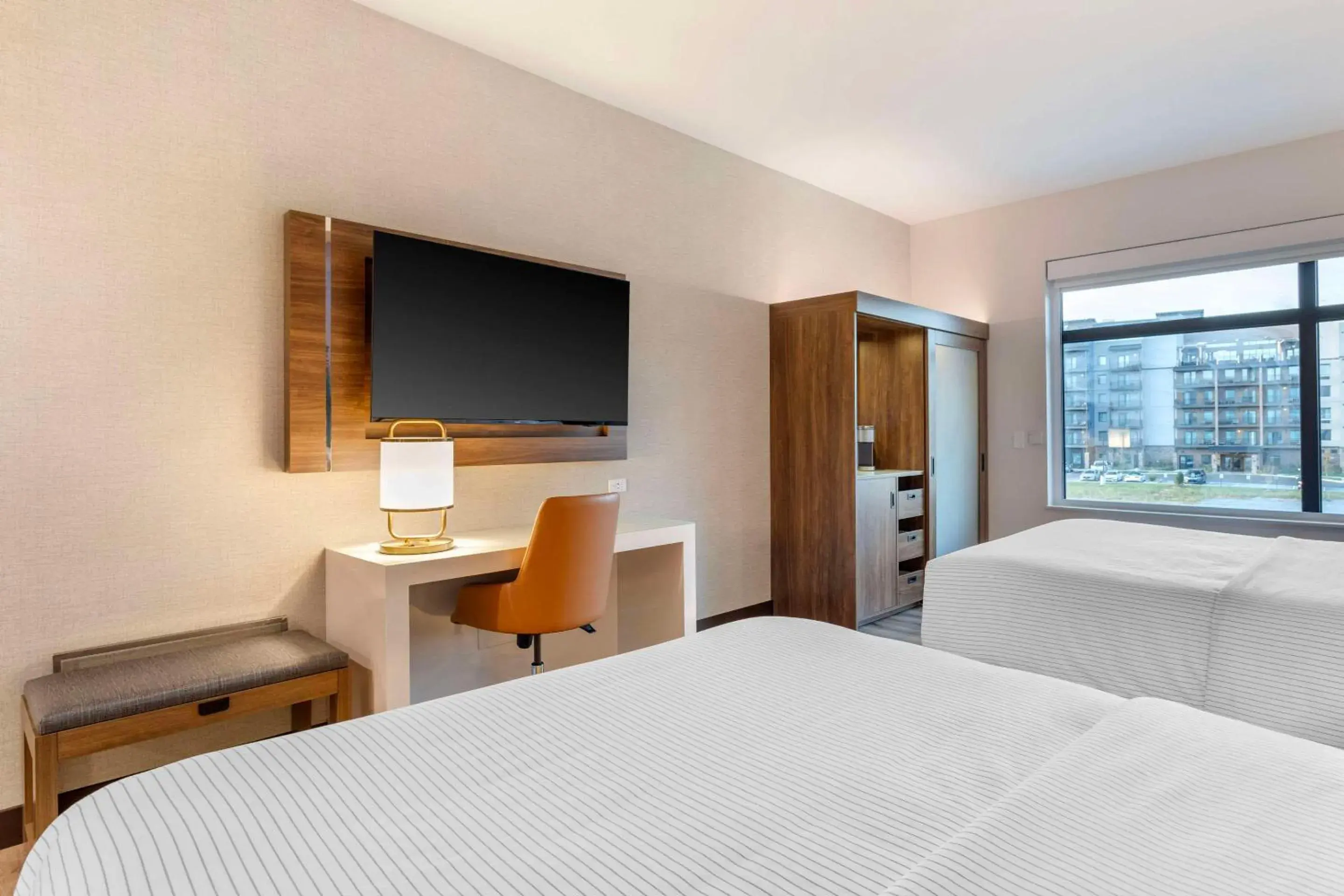 Bedroom, Bed in Cambria Hotel Pigeon Forge Bedroom, Bed in Cambria Hotel Pigeon Forge