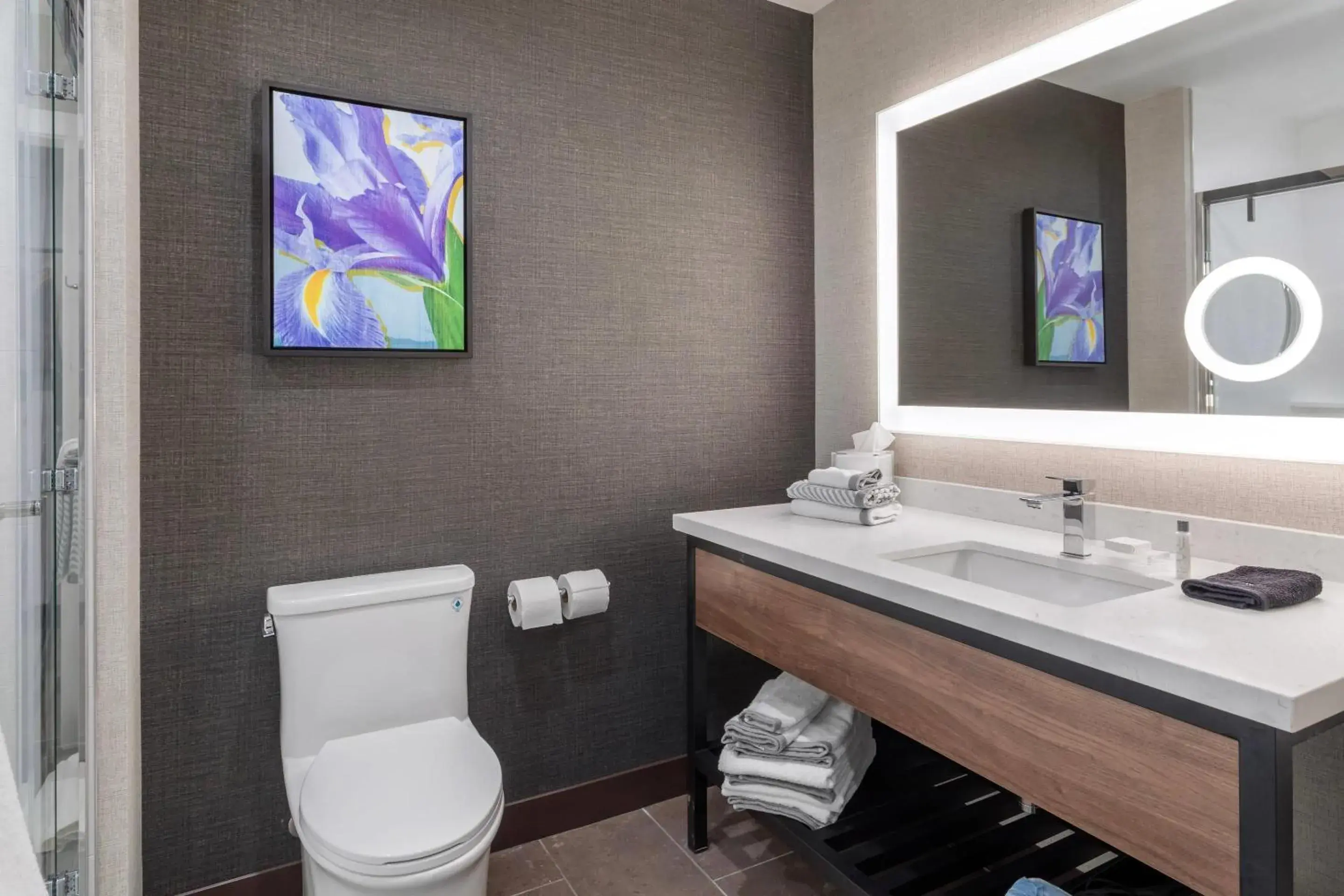 Bedroom in Cambria Hotel Pigeon Forge Bedroom in Cambria Hotel Pigeon Forge