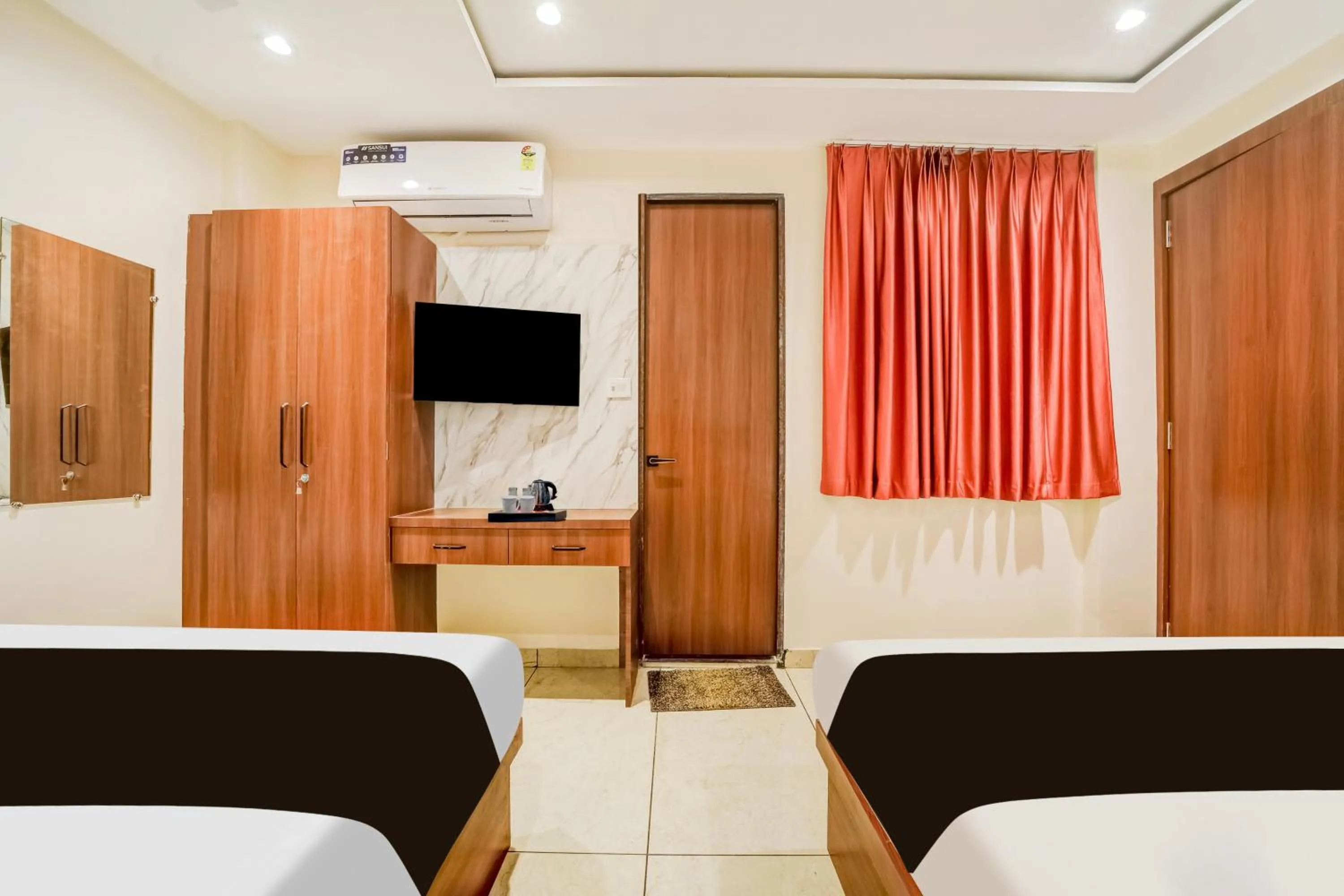 Bedroom, Bed in Hotel O Mahakal Temple Formerly Shivangam