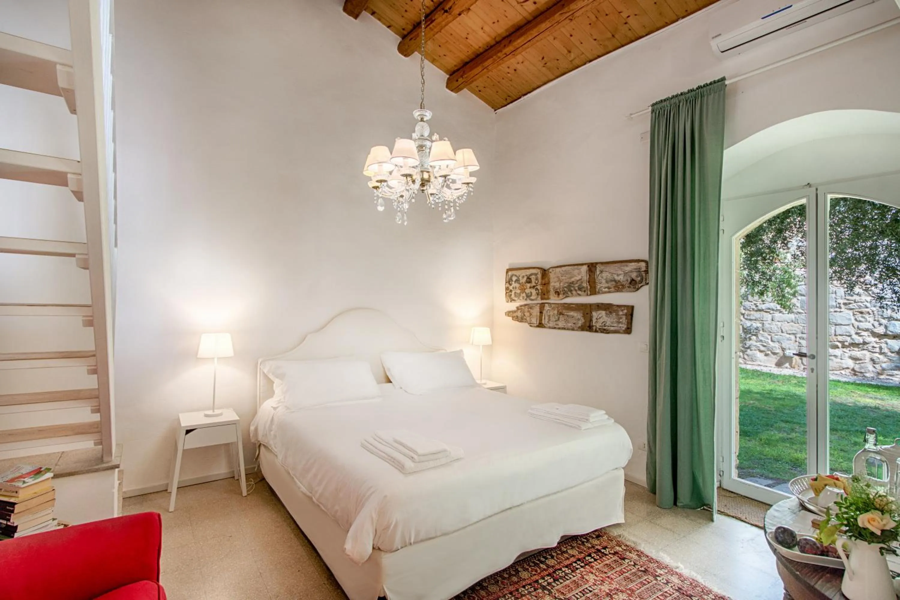 Bedroom, Bed in Baglio Occhipinti