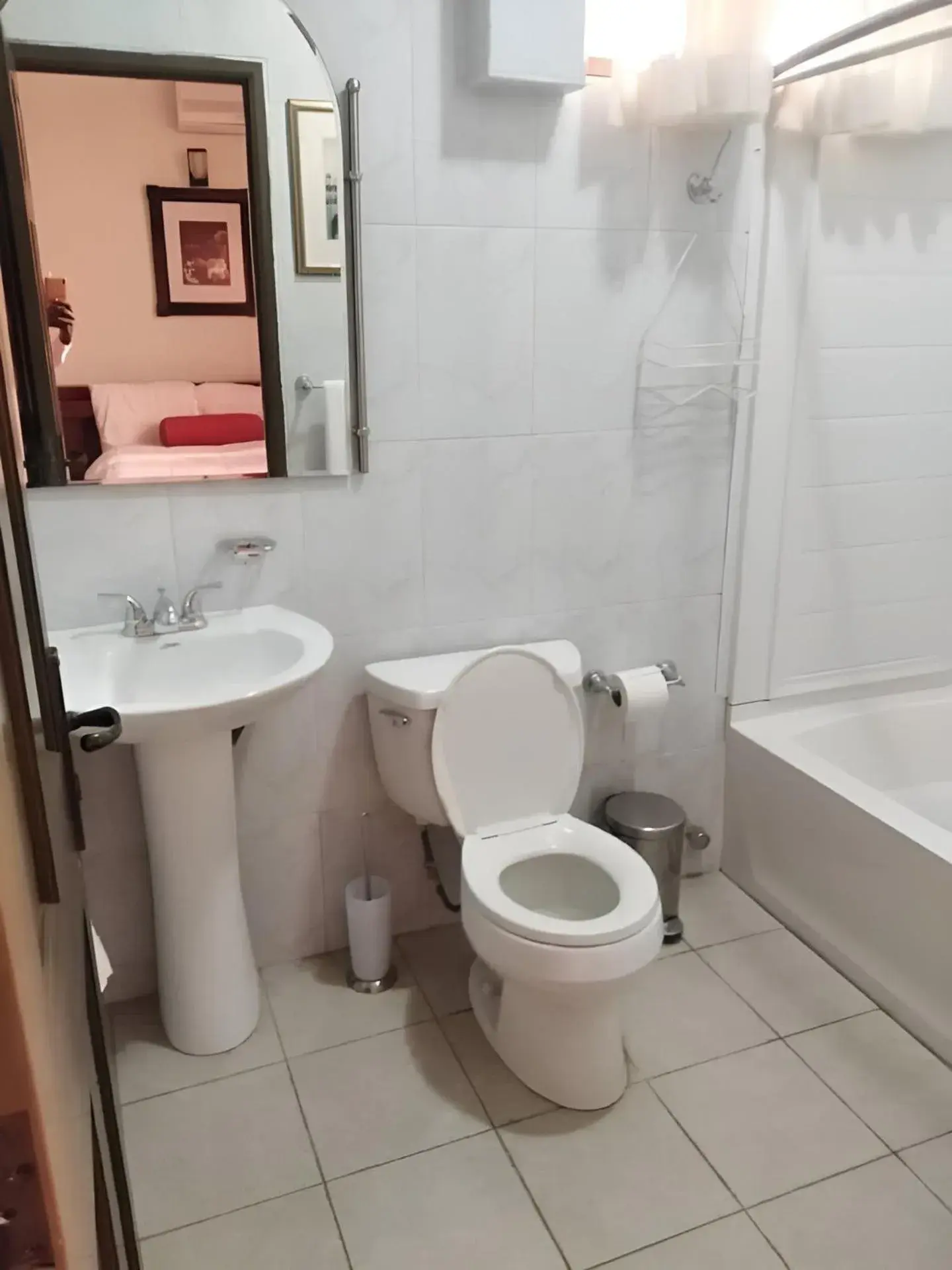 Deluxe Double or Twin Room in Hotel Elizabeth Deluxe Double or Twin Room in Hotel Elizabeth