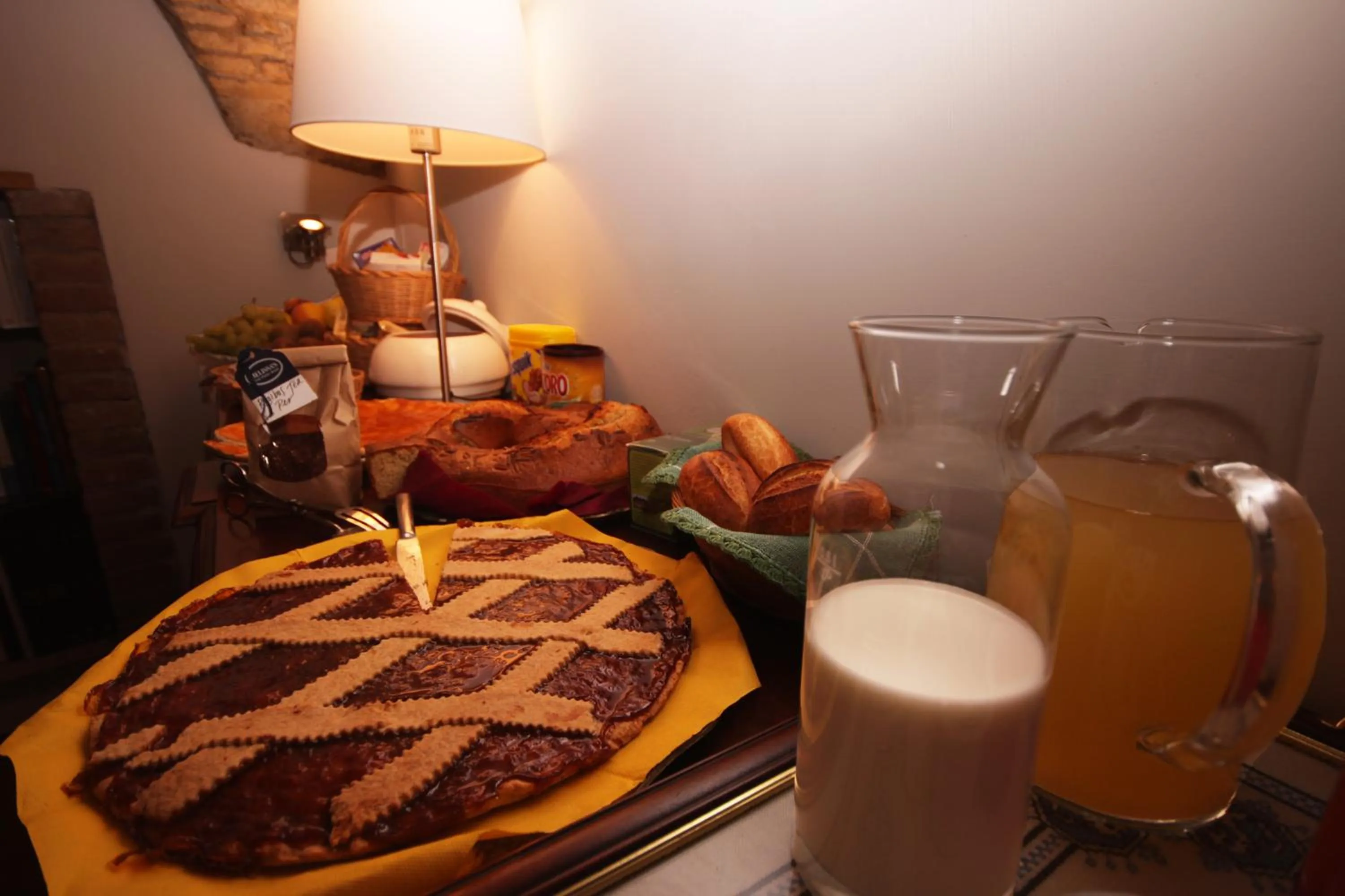 Buffet breakfast in B&B Cantico Delle Creature