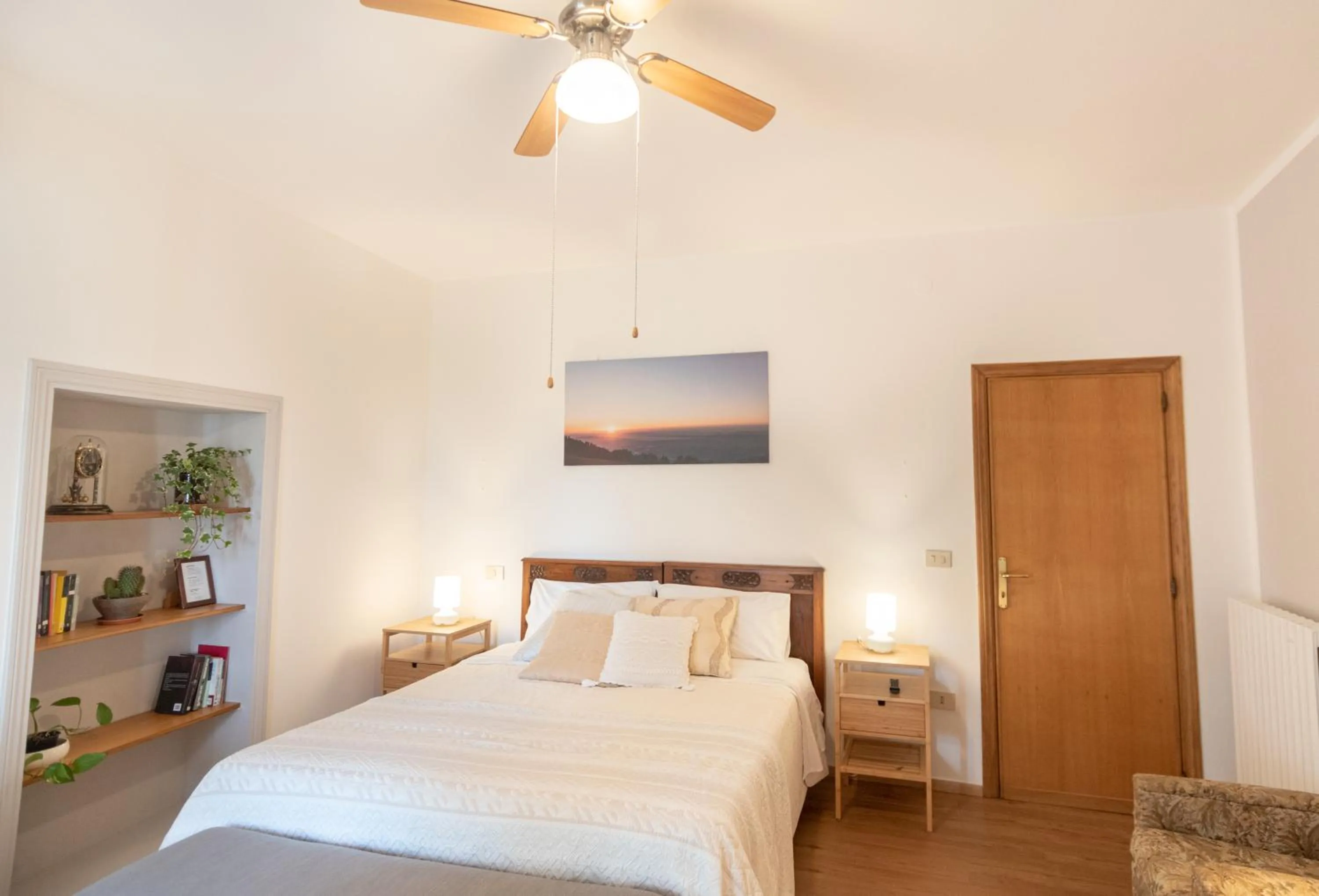 Photo of the whole room, Bed in B&B Cantico Delle Creature