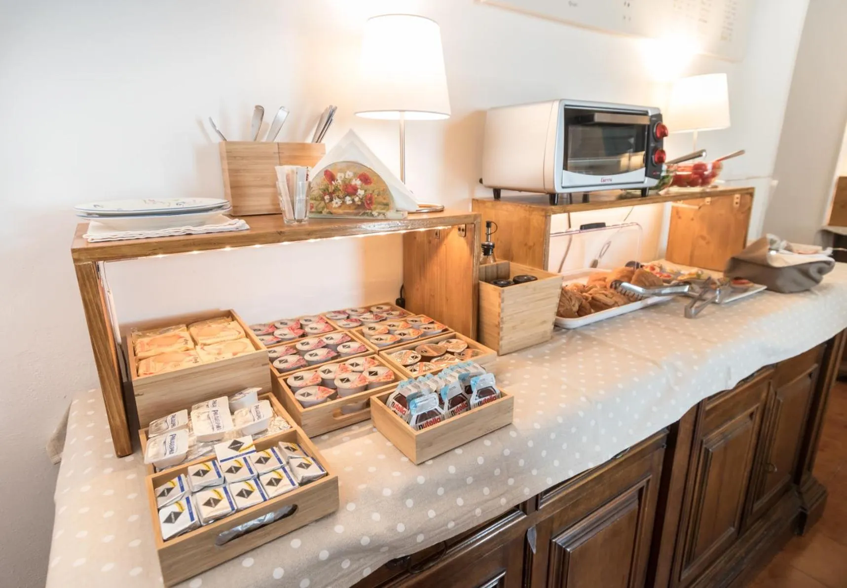 Communal lounge/ TV room in B&B Cantico Delle Creature