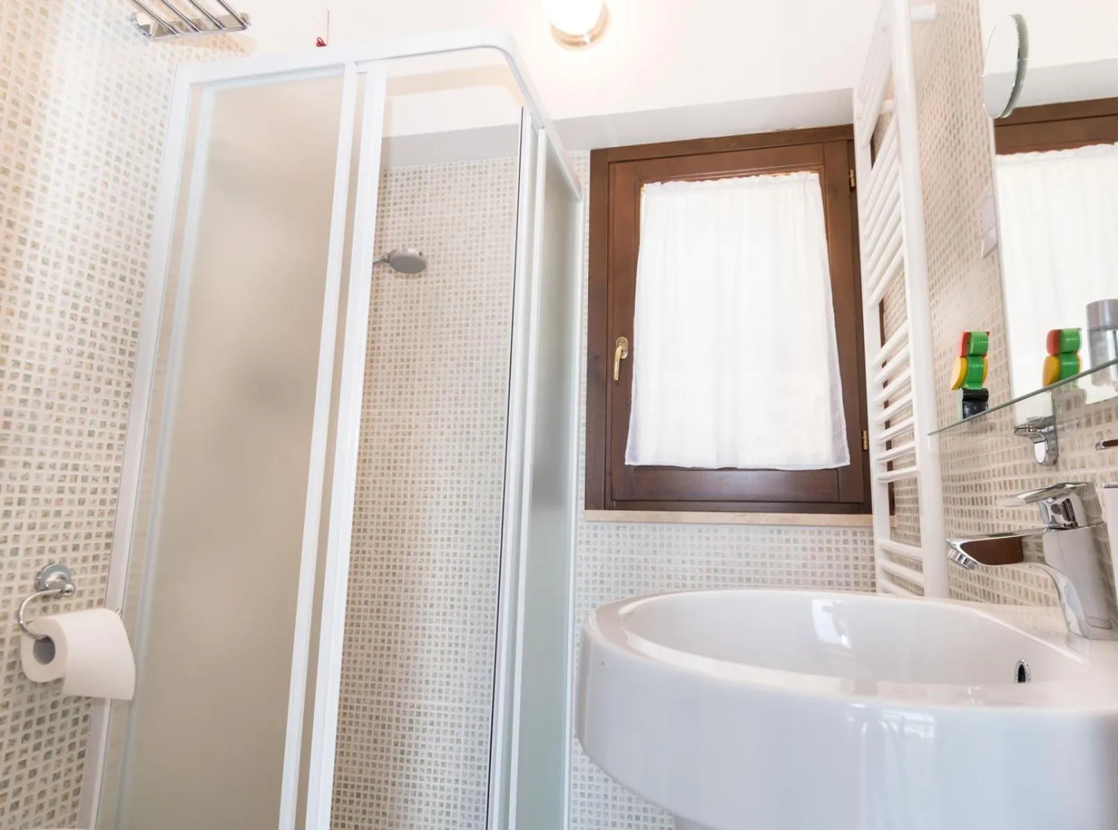 Shower in B&B Cantico Delle Creature