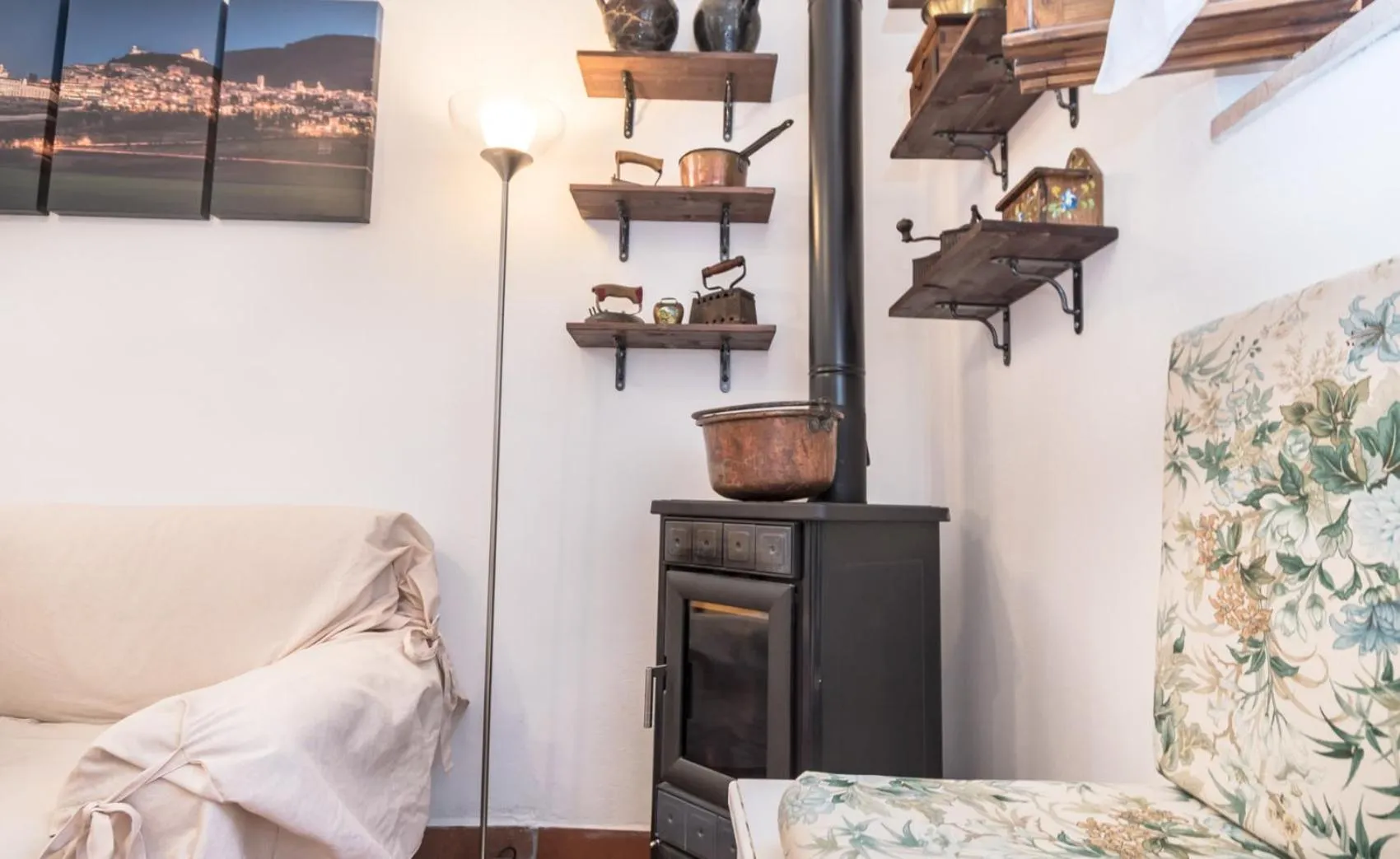 Communal lounge/ TV room, Bed in B&B Cantico Delle Creature