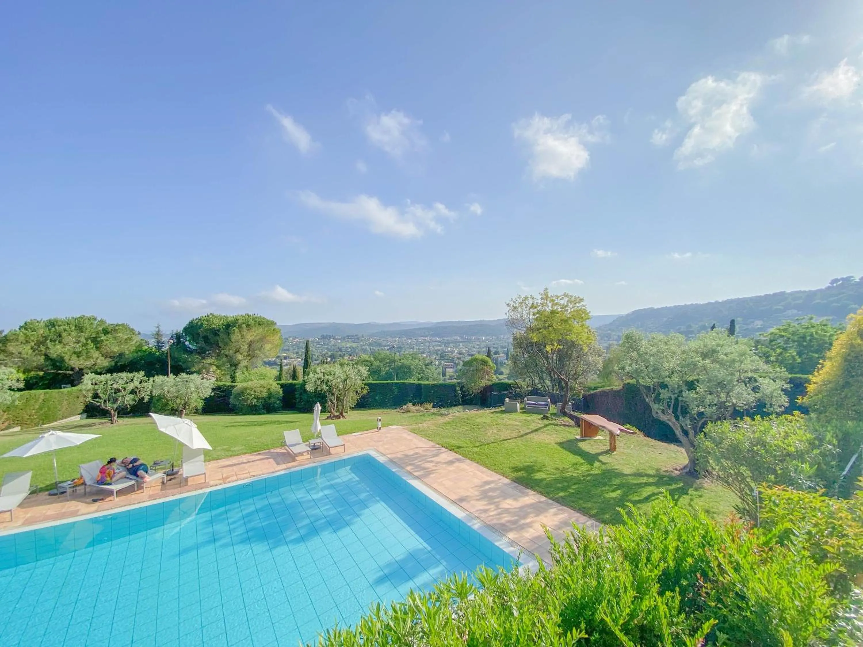 Pool view in Villa St Maxime
