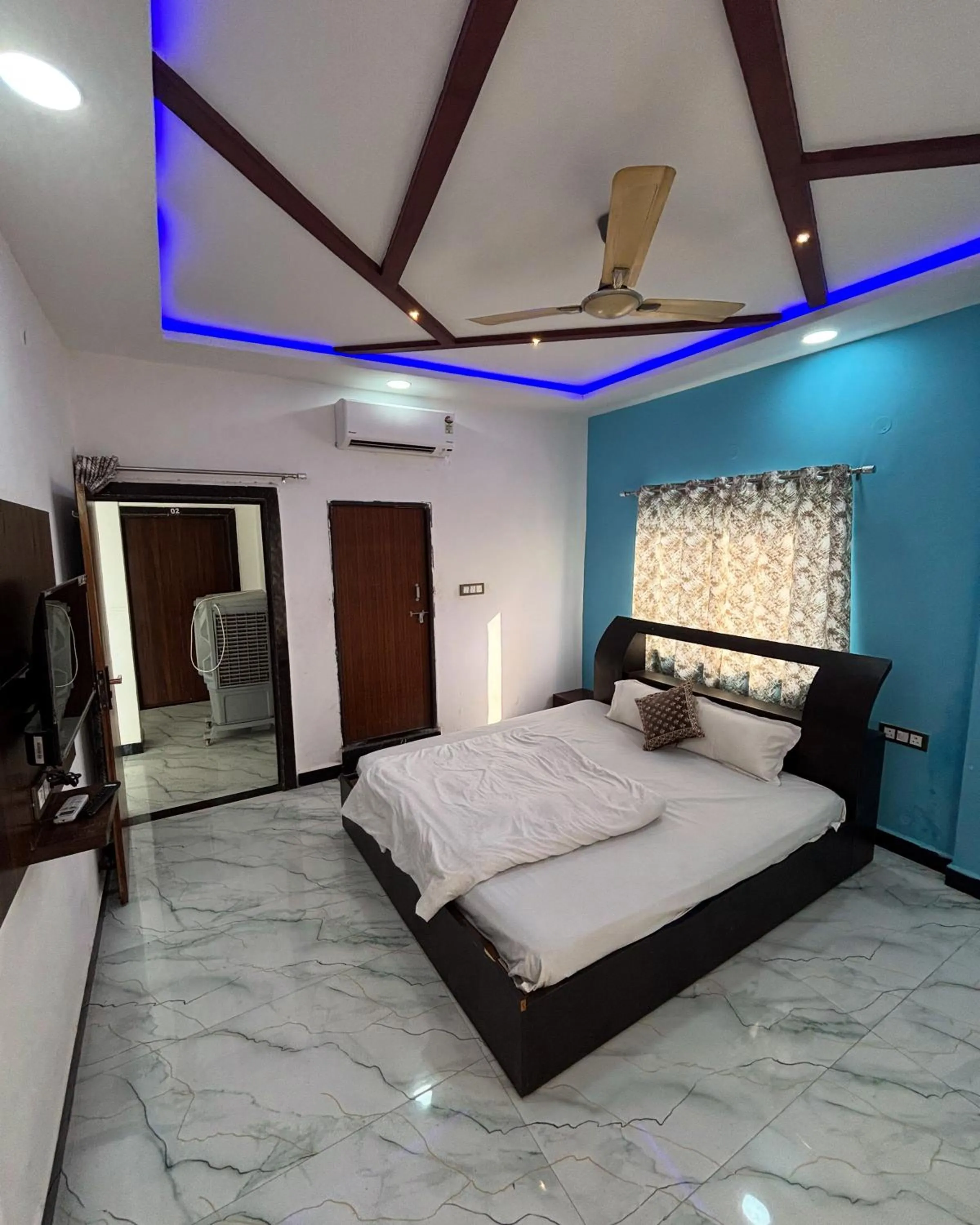 Bed in Hotel Moonlight & Restaurant