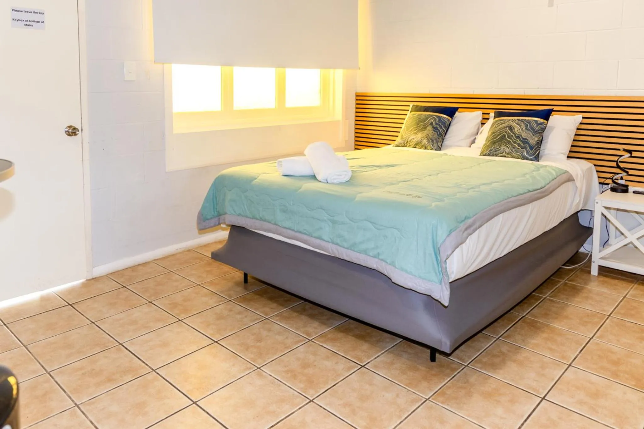 Bed in Innisfail Riverfront Motel