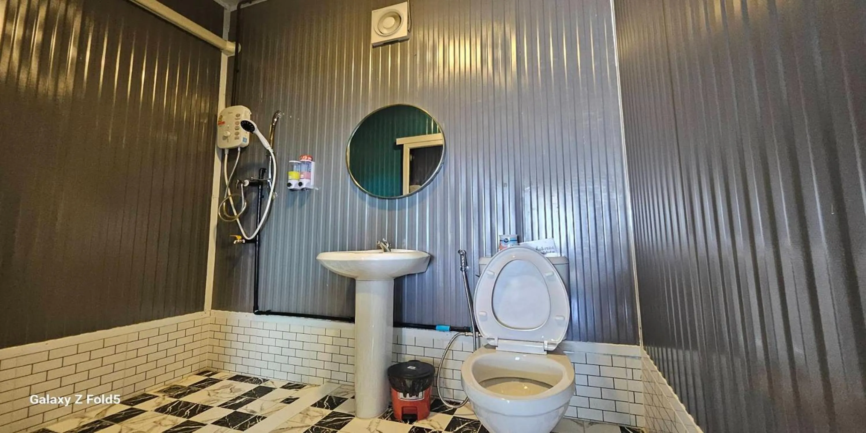 Bathroom in Ice Hill