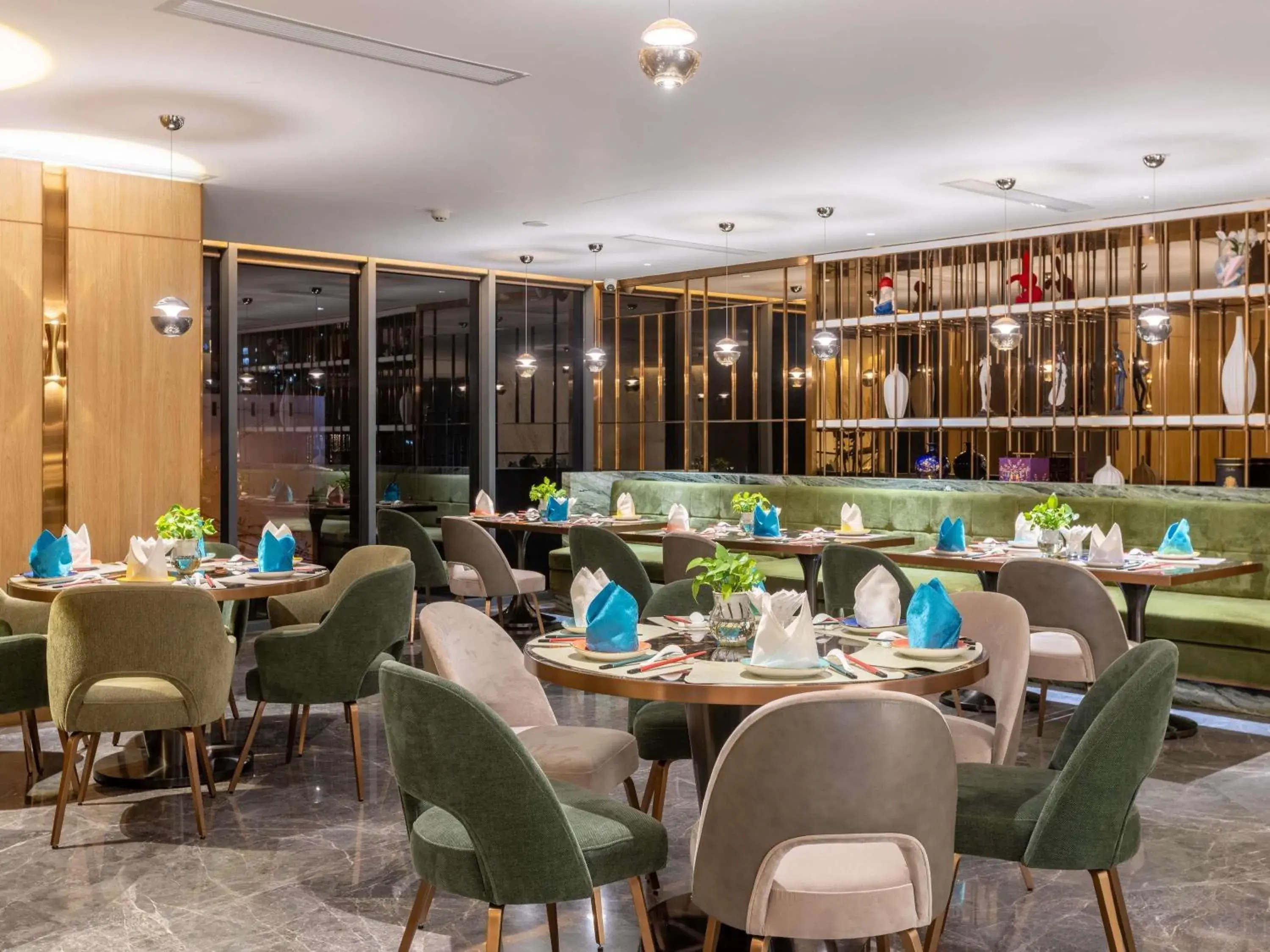 Restaurant/places to eat in The Morning Glow - Handwritten Collection Restaurant/places to eat in The Morning Glow - Handwritten Collection