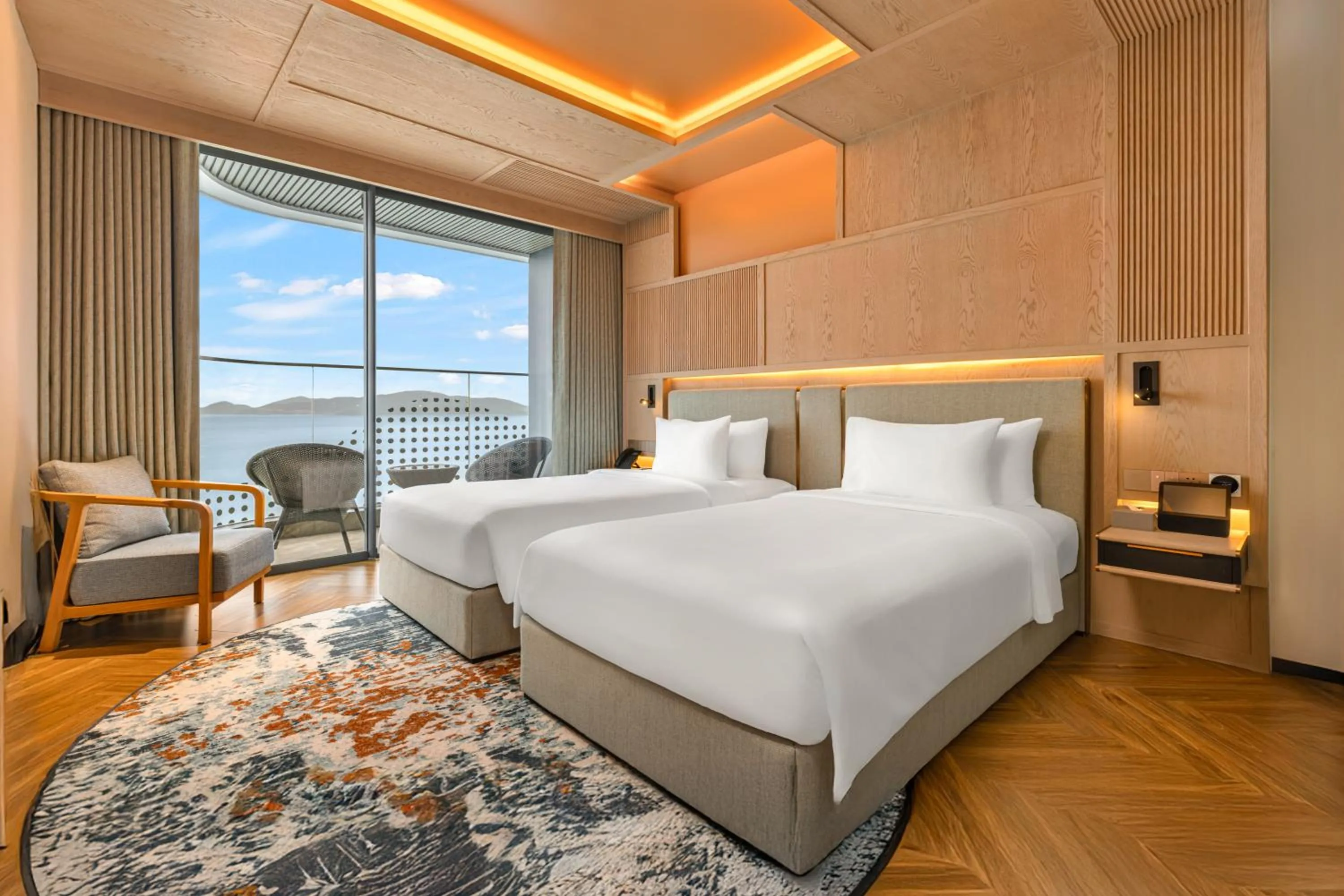 Bed in The Morning Glow - Handwritten Collection