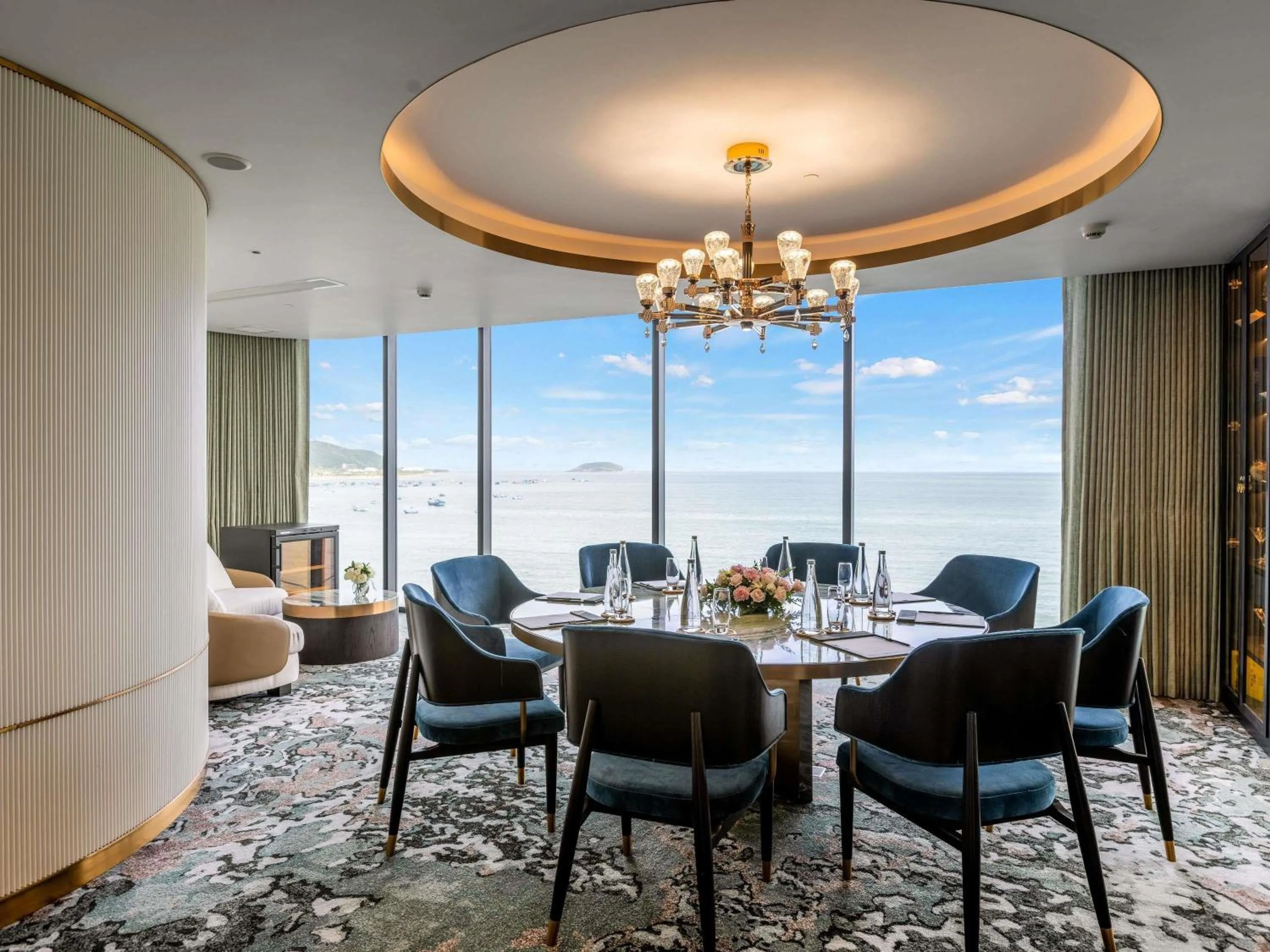 Meeting/conference room in The Morning Glow - Handwritten Collection