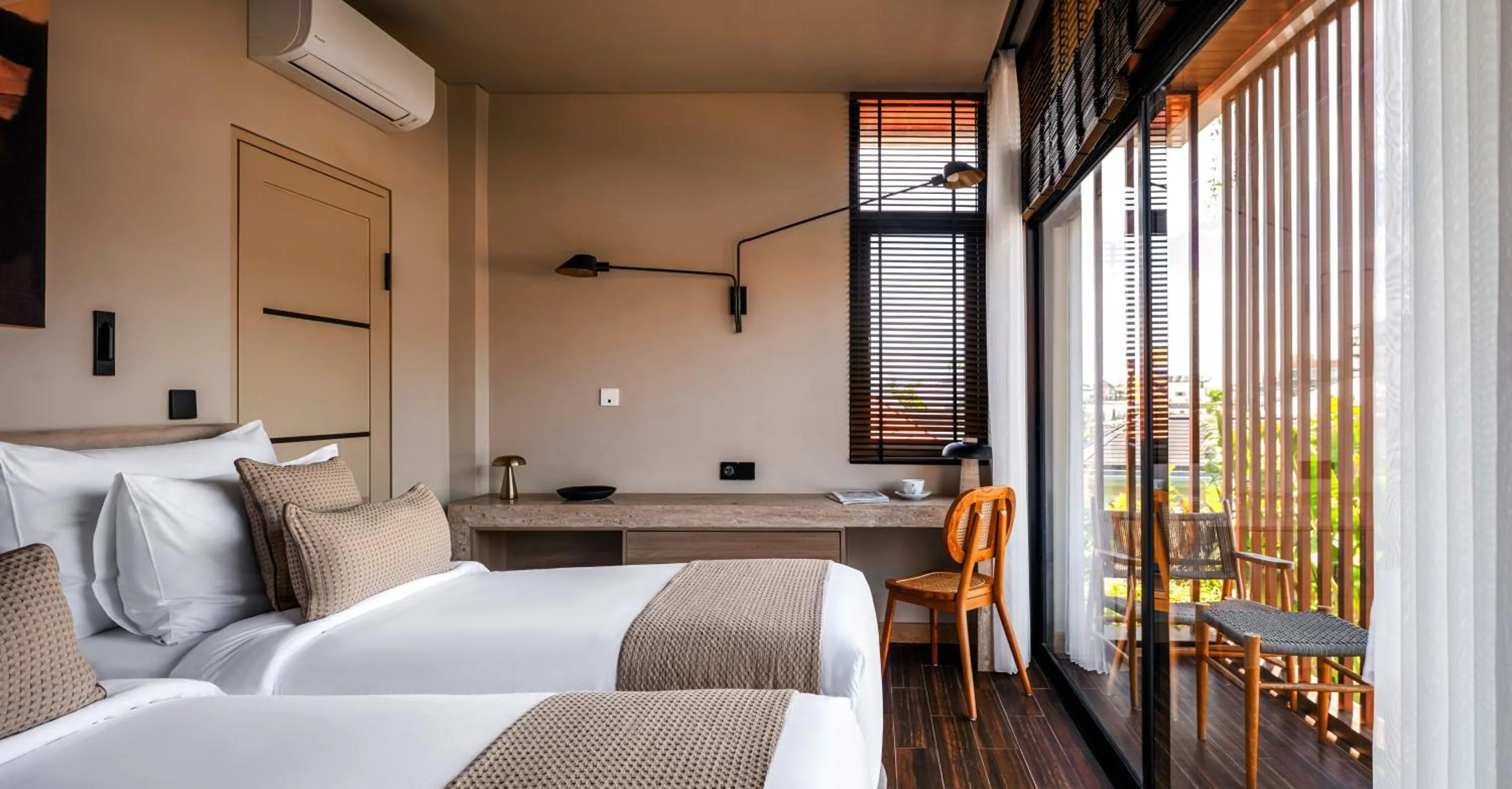 Balcony/Terrace, Bed in Aviator Bali