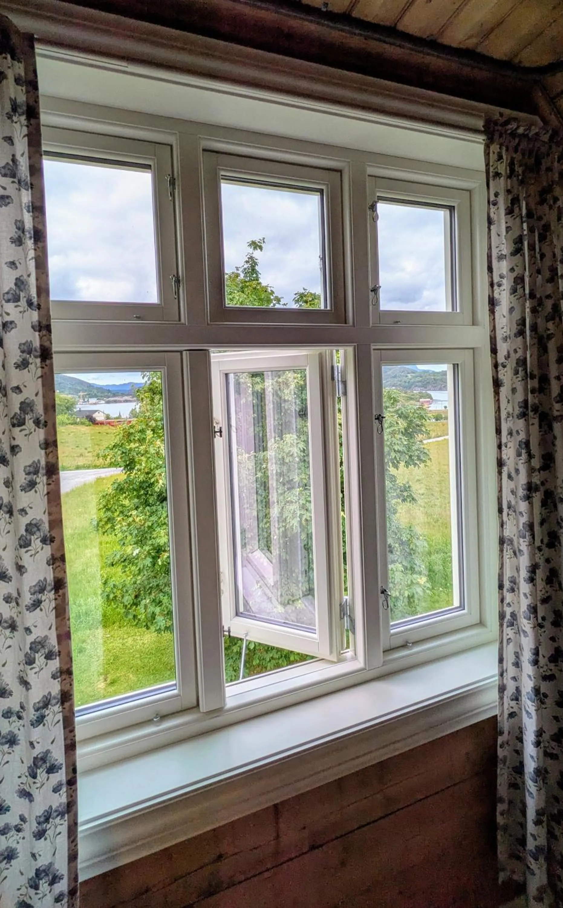 Bedroom in Dønhaug Gjestegard
